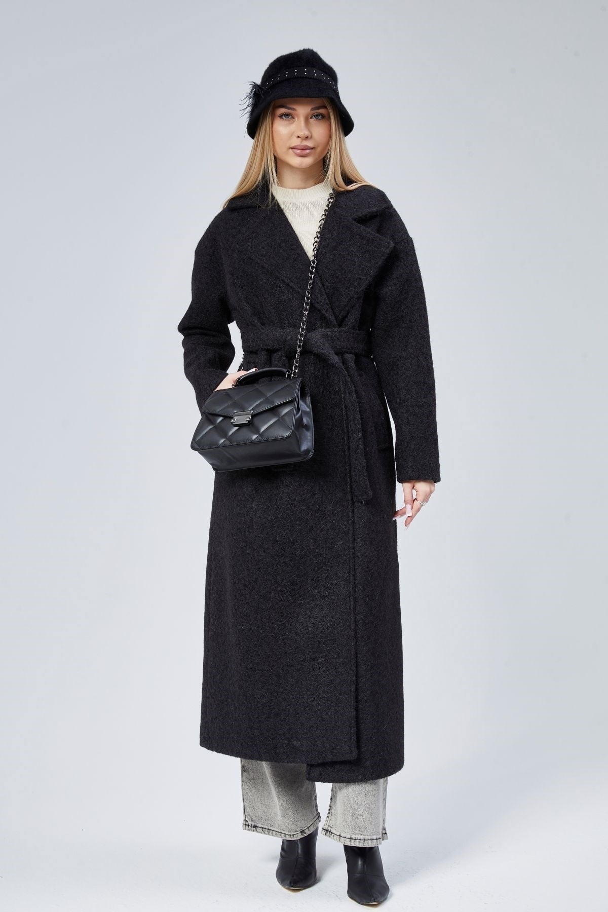 Siyah Buklet Kaşe Oversize Kaban