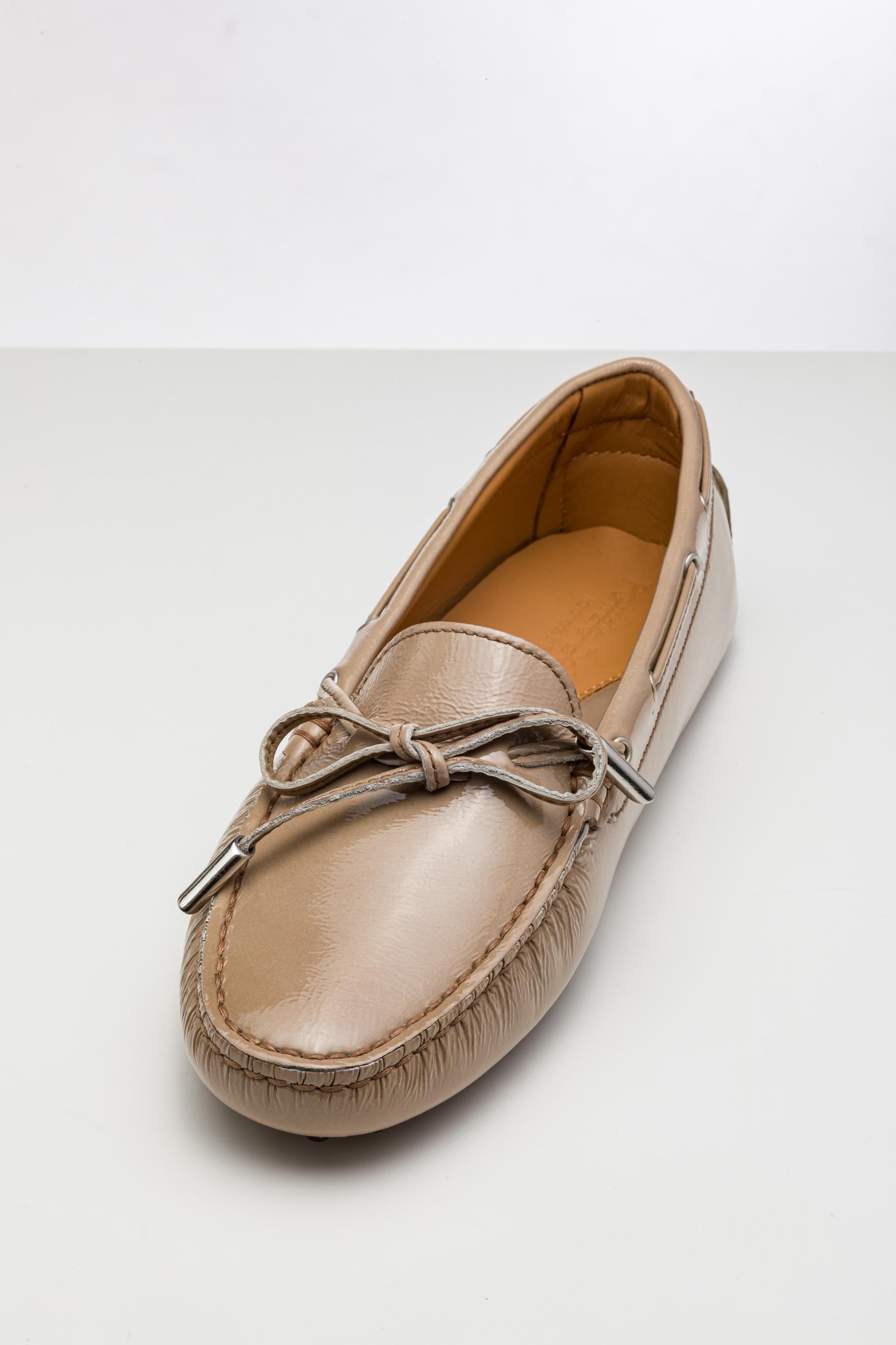 BEIGE 40011