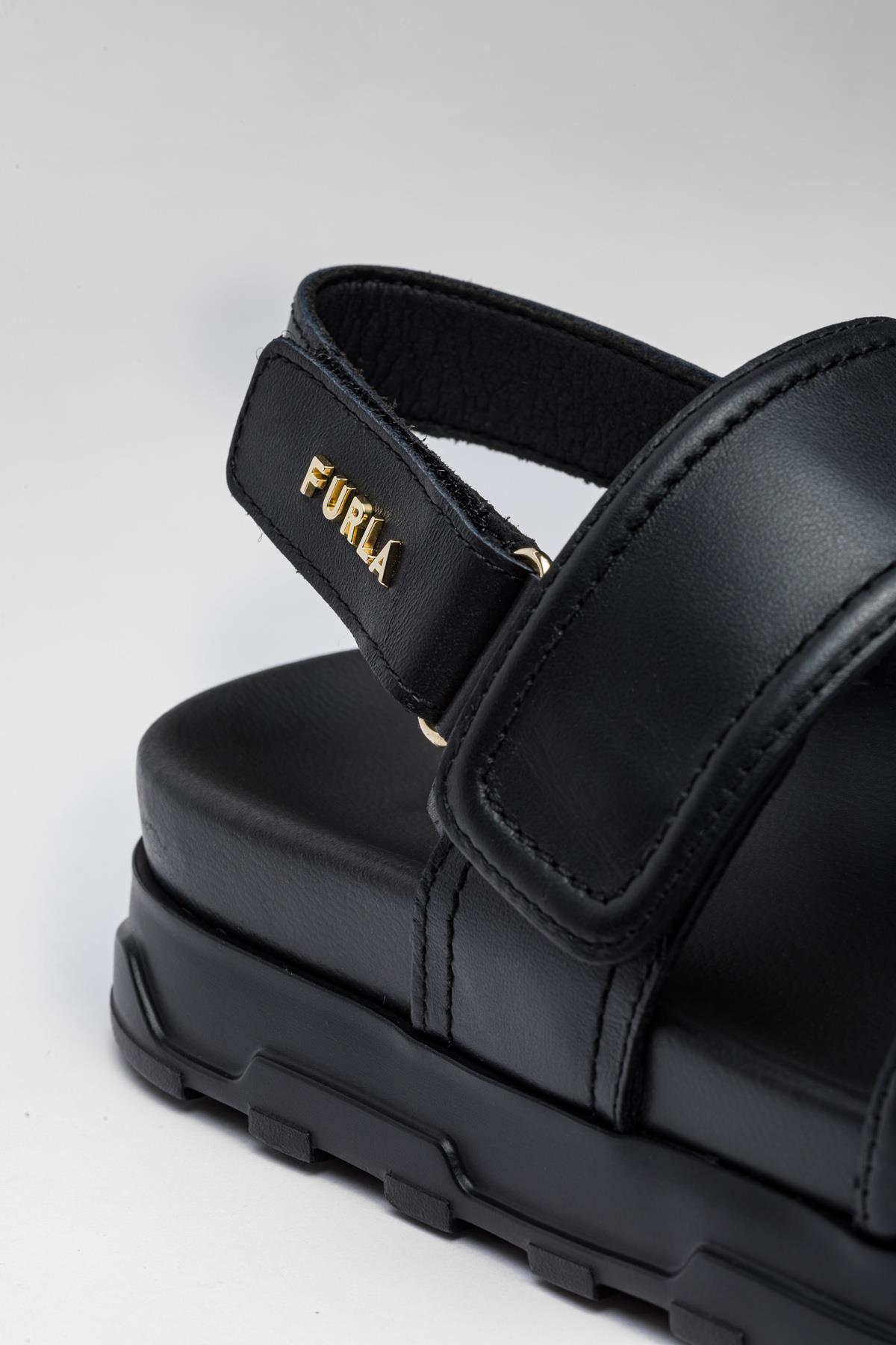 FURLA NERO YJ52