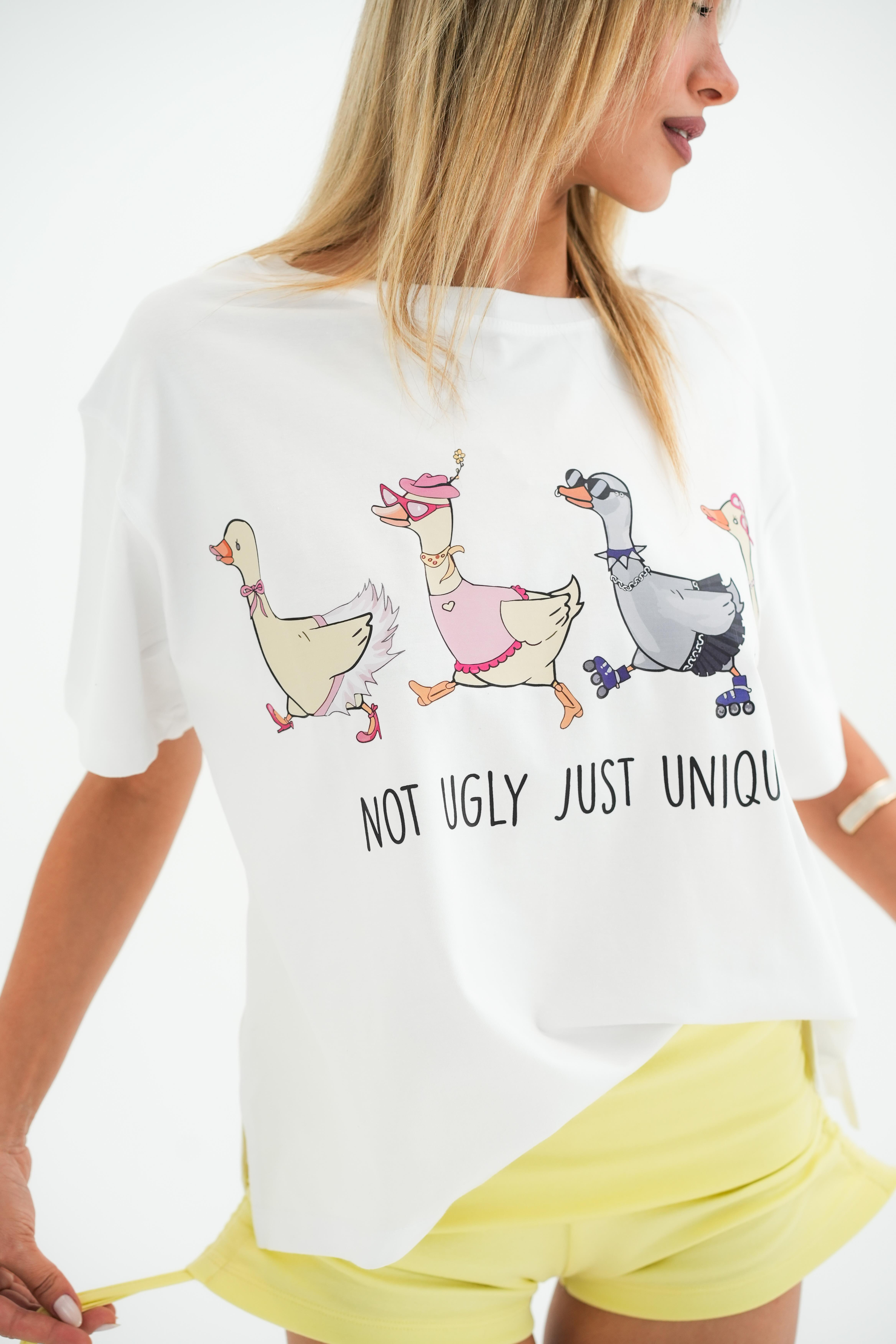 UGLY DUCKLING TEE