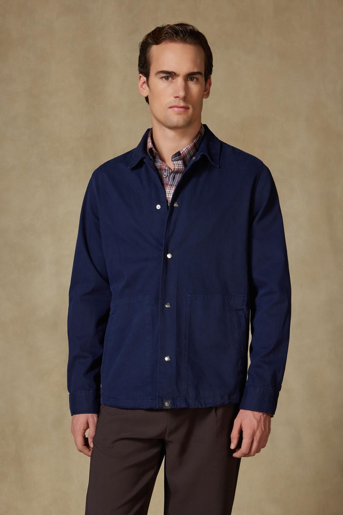 Abbate Renato Dokuma Polyamid Karışımlı Overshirt Fit Lacivert Klasik Yaka Erkek Düz Overshirt