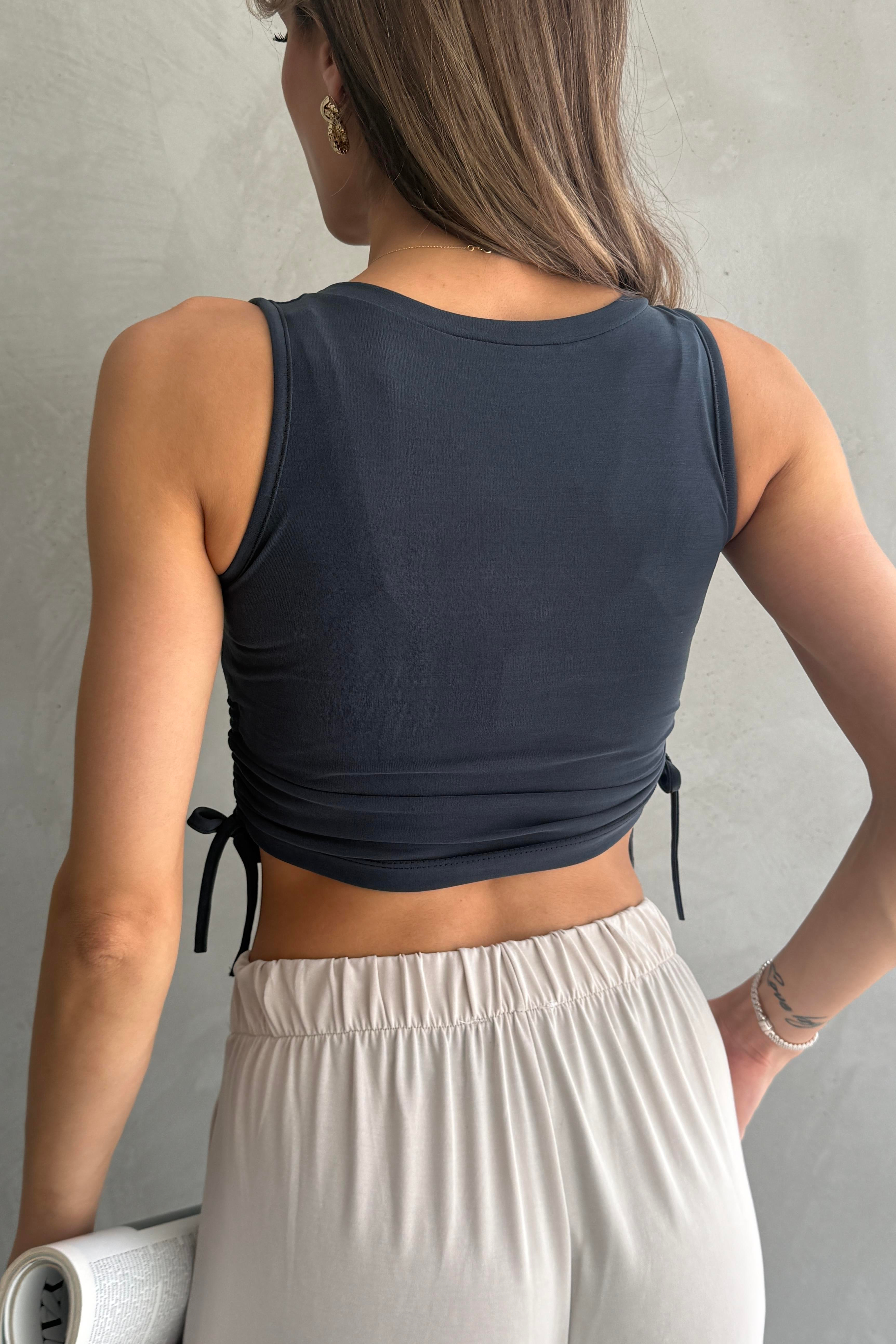 Yandan Bağcıklı Lacivert Crop Top