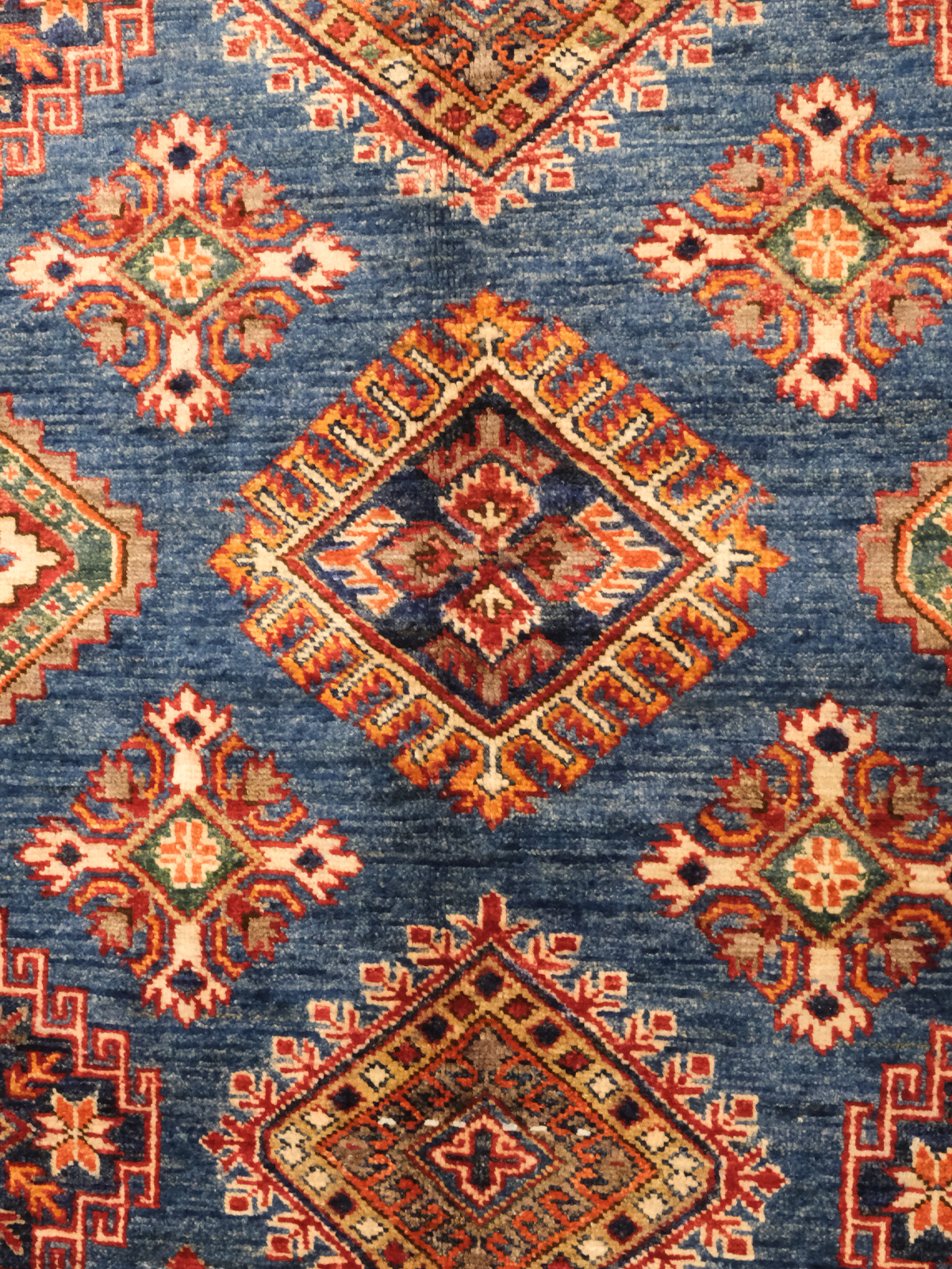 Şirvan Model Klasik Halı