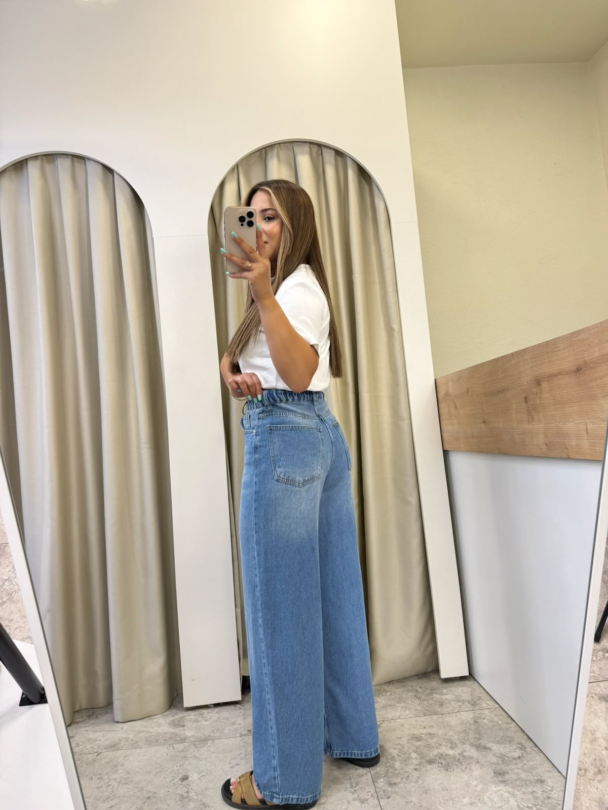 Adora Mavi Taşlamalı Beli Lastikli Tensel Jean