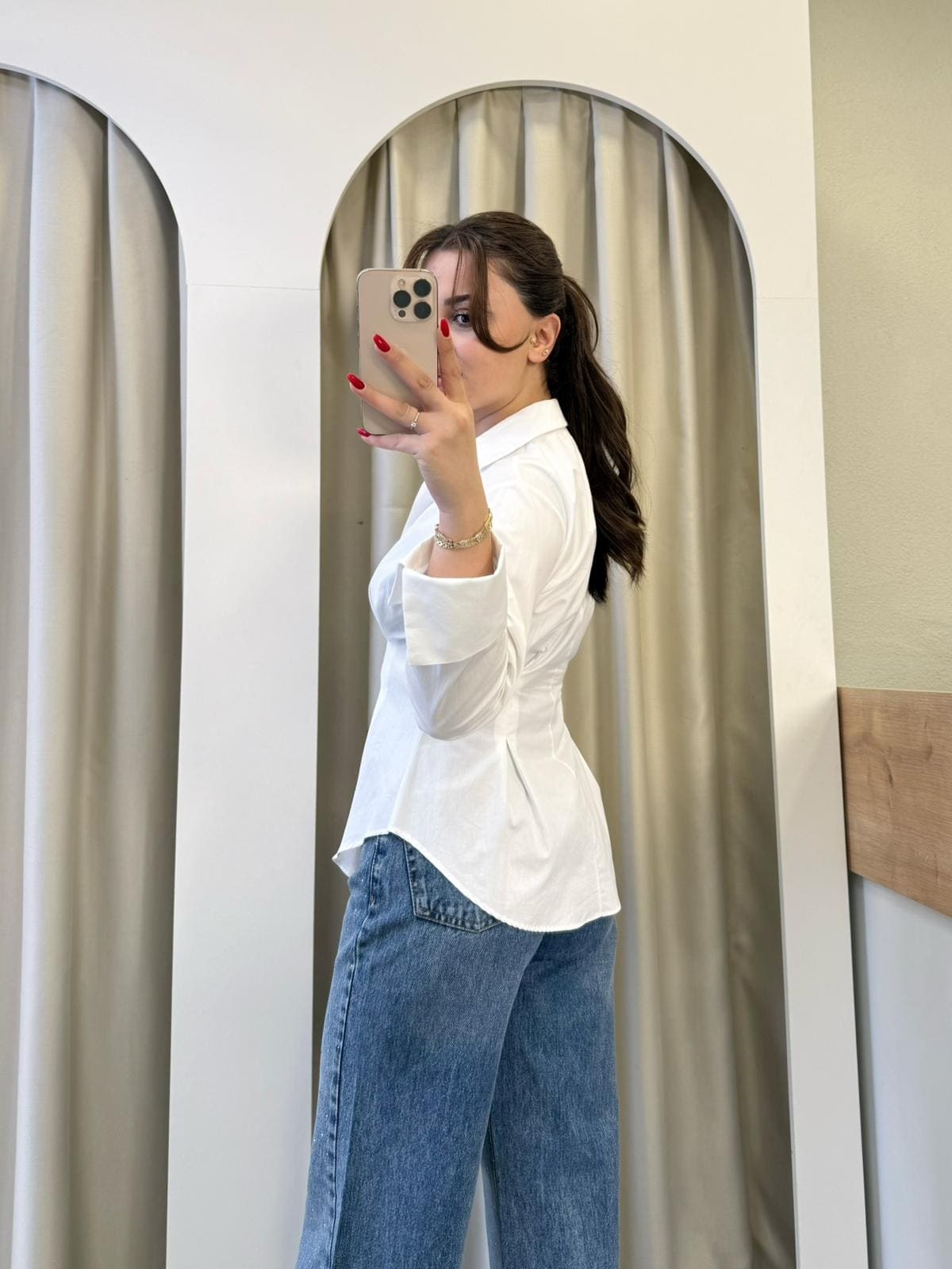 Alice Beyaz Pens Detaylı Gömlek