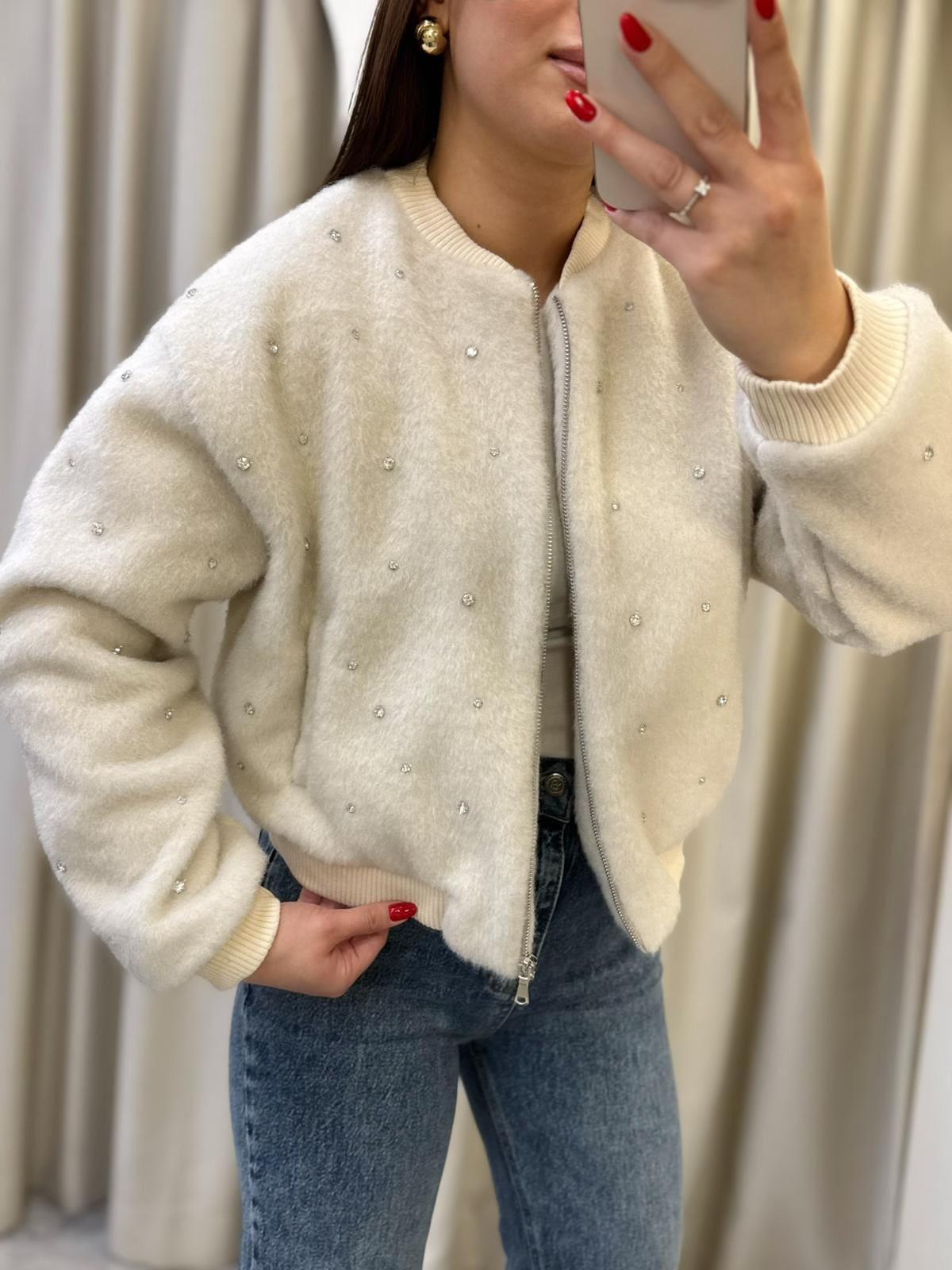 Amora Krem Taşlı Peluş Bomber
