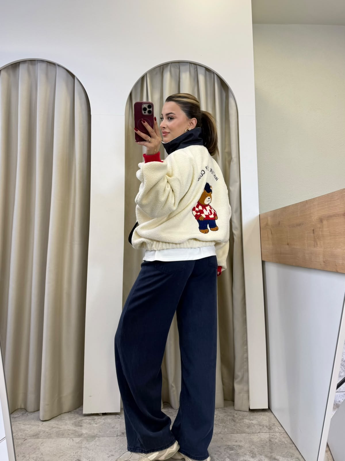 Bear Ekru Lacivert Ayıcık Bakılı Polar Sweatshirt