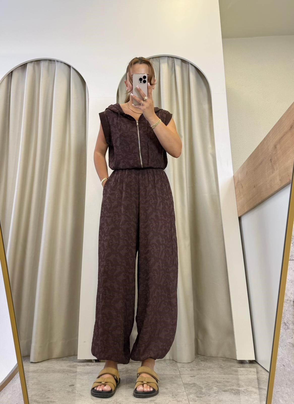 Nobel Kahve Kendinden Desenli Şalvarlı Takım