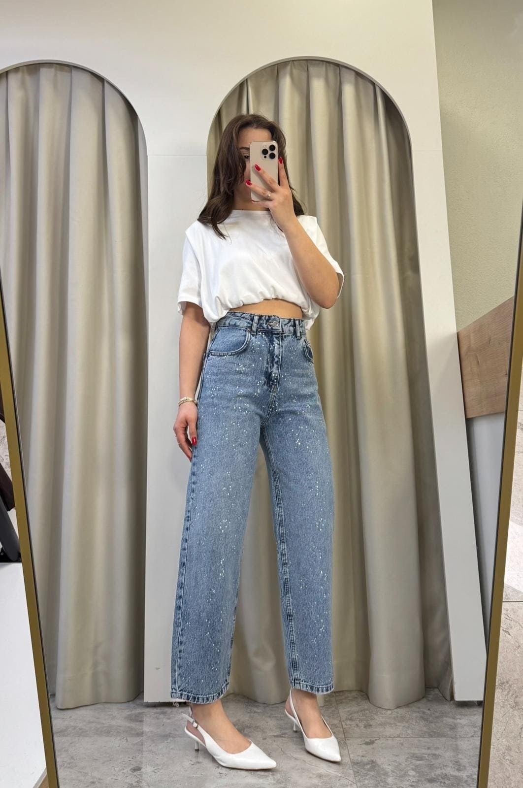 Shise Yüksek Bel Taşlı Mom Jean