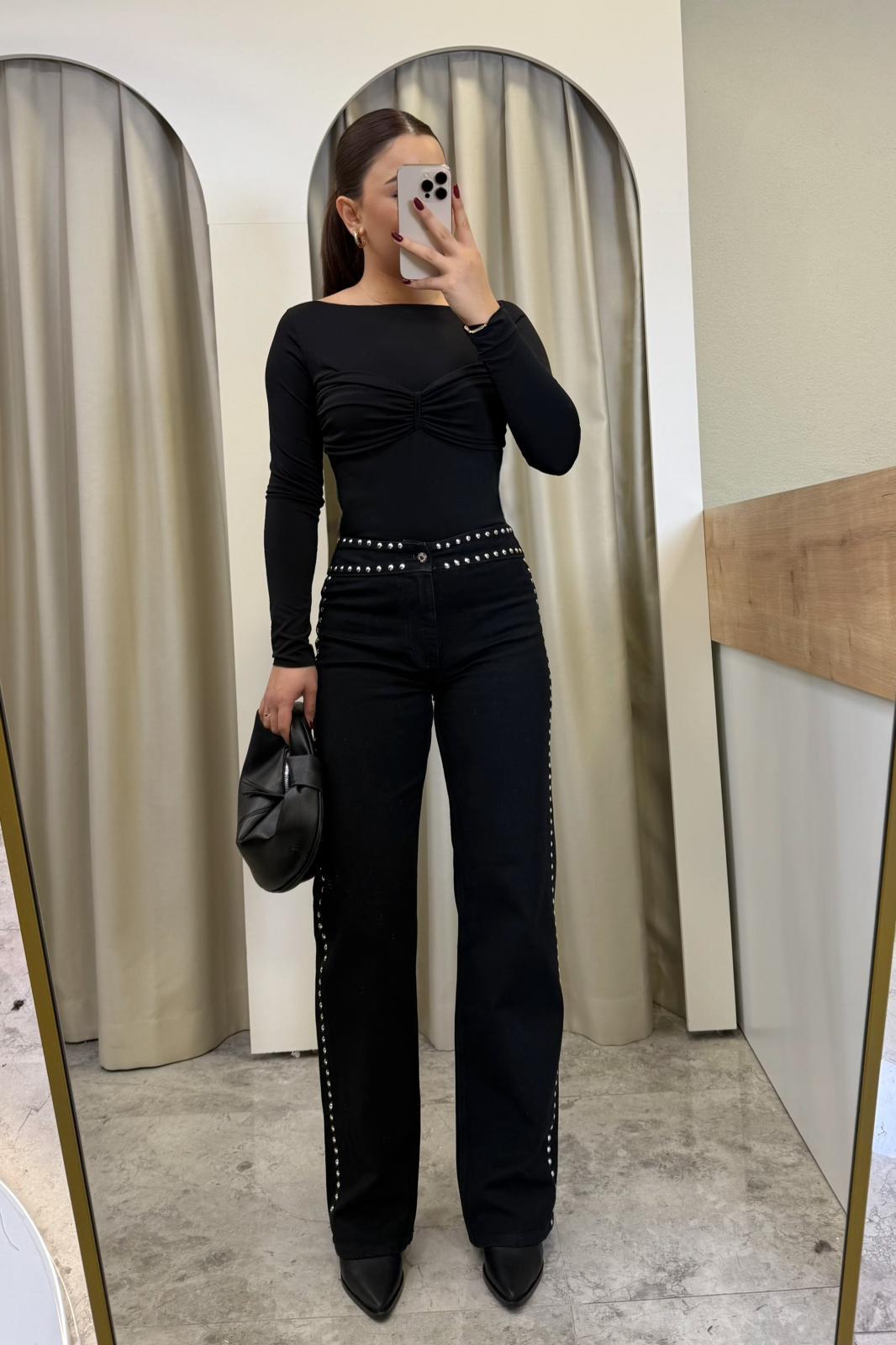 Siyah Zımbalı Wide Leg Jean