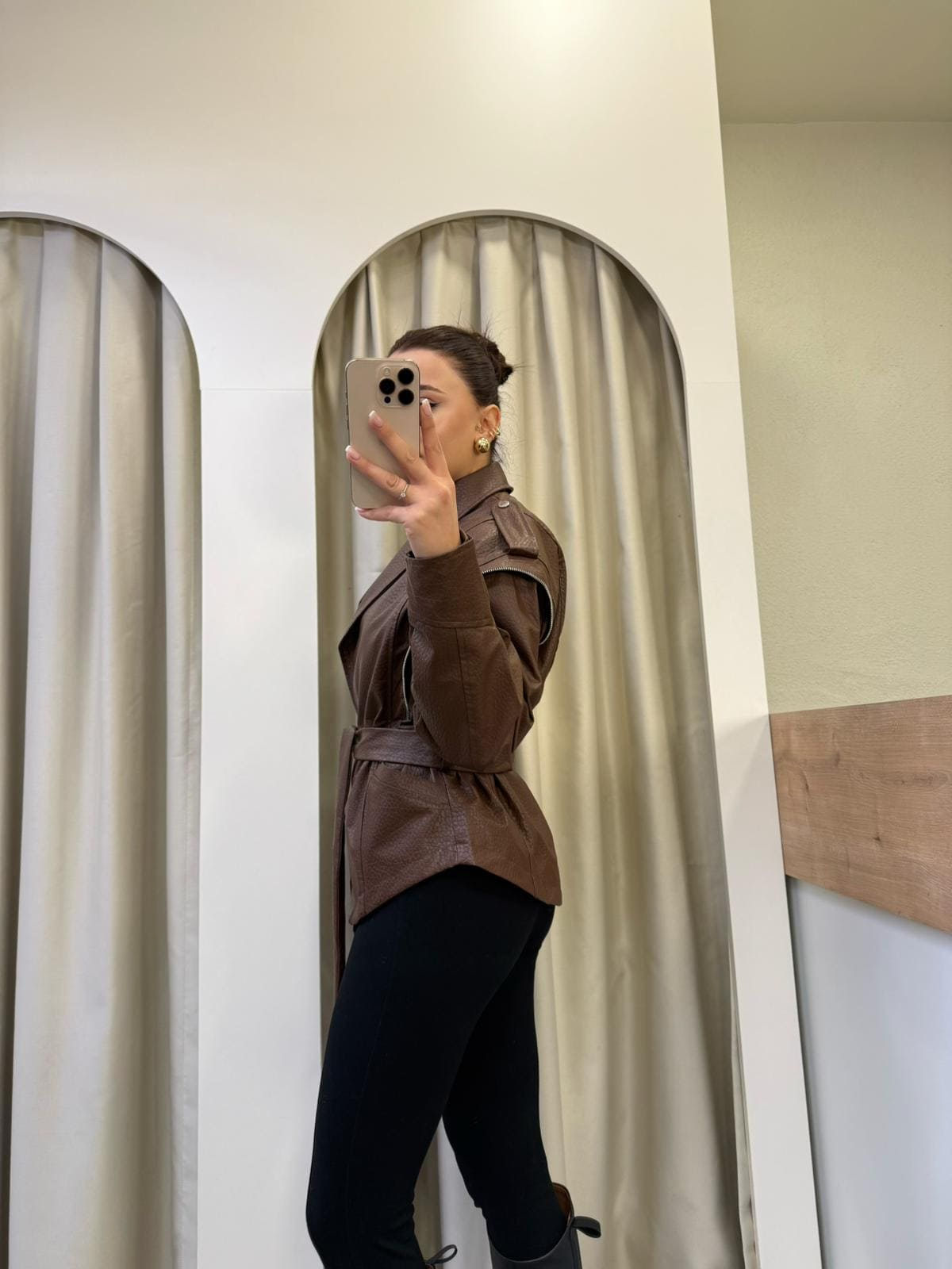Sophie Kahve Kuşaklı Deri Ceket