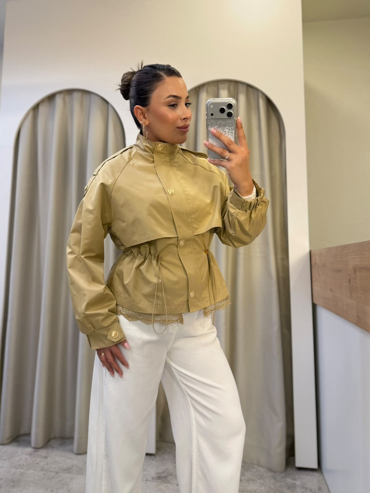 Vanta Camel Dantel Detaylı Bel Büzgülü Ceket
