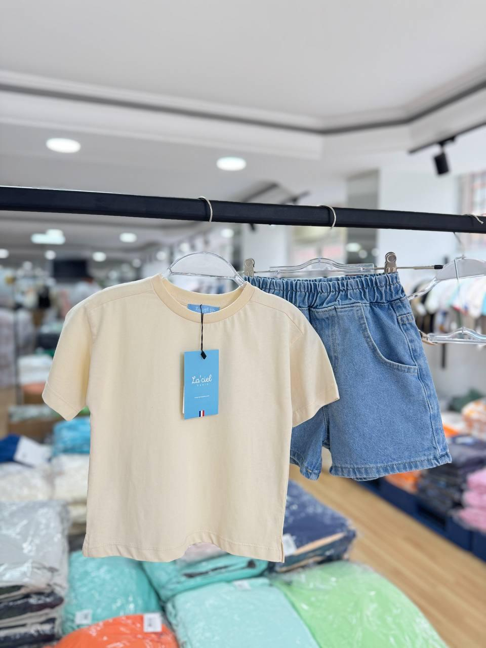 Laciel Paris Mavi Kot Şort ve Krem Tshirt Bayramlık Unisex 2 'liTakım