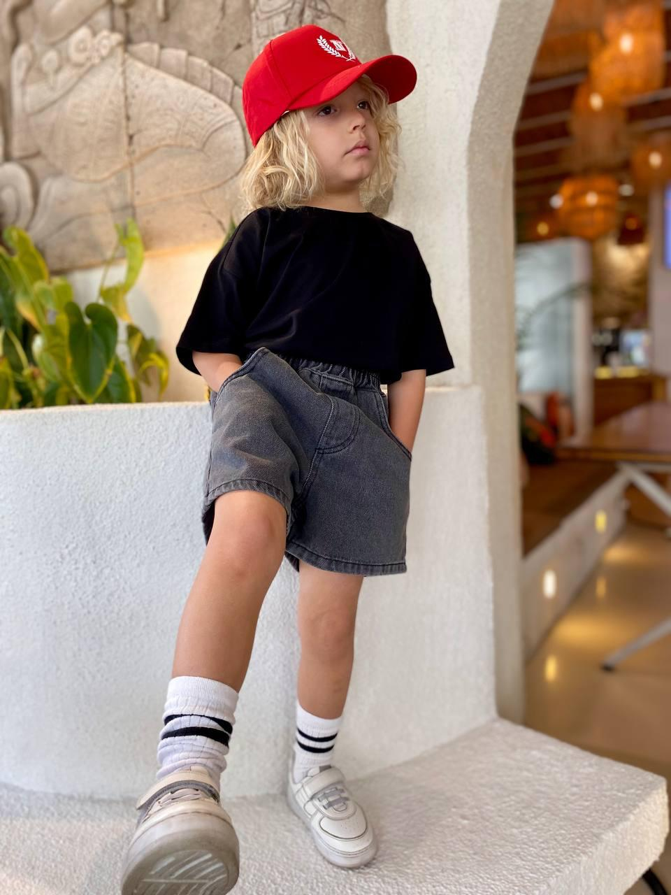 Mavi Kot Şort ve Siyah Tshirt Bayramlık Unisex 2 'liTakım