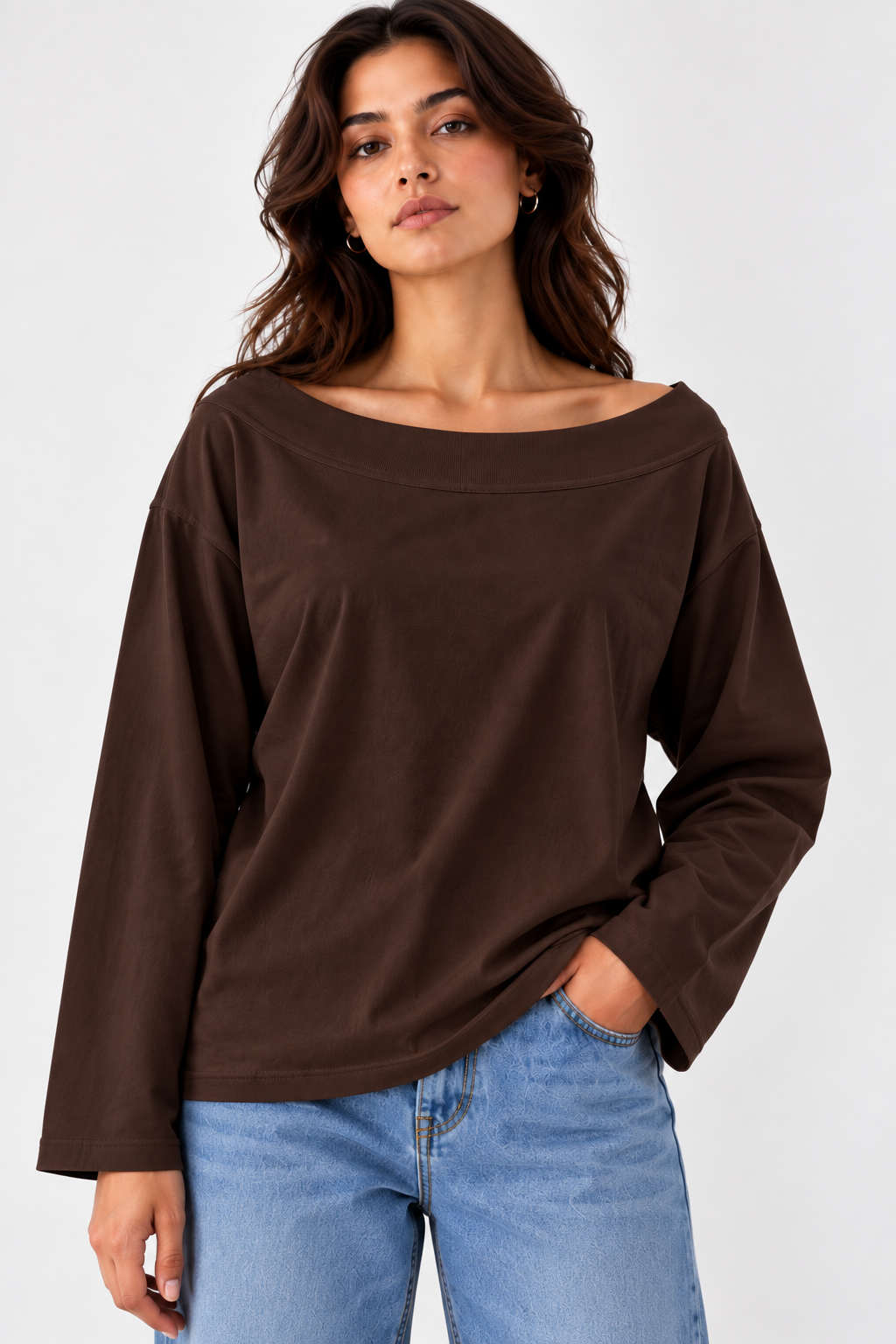 kahve kayık yaka standart tshirt