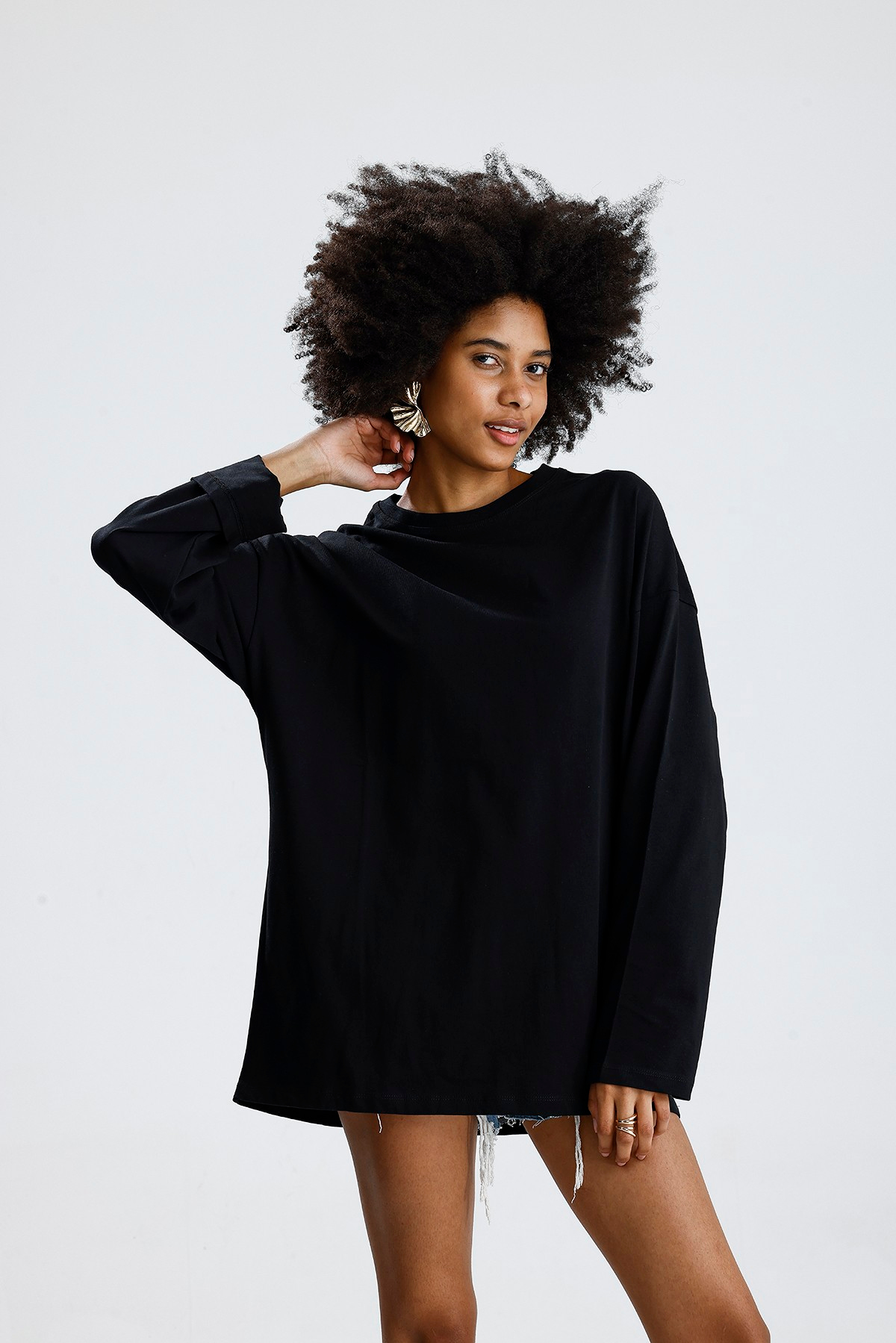 Oversize Siyah Uzun Kollu Tshirt
