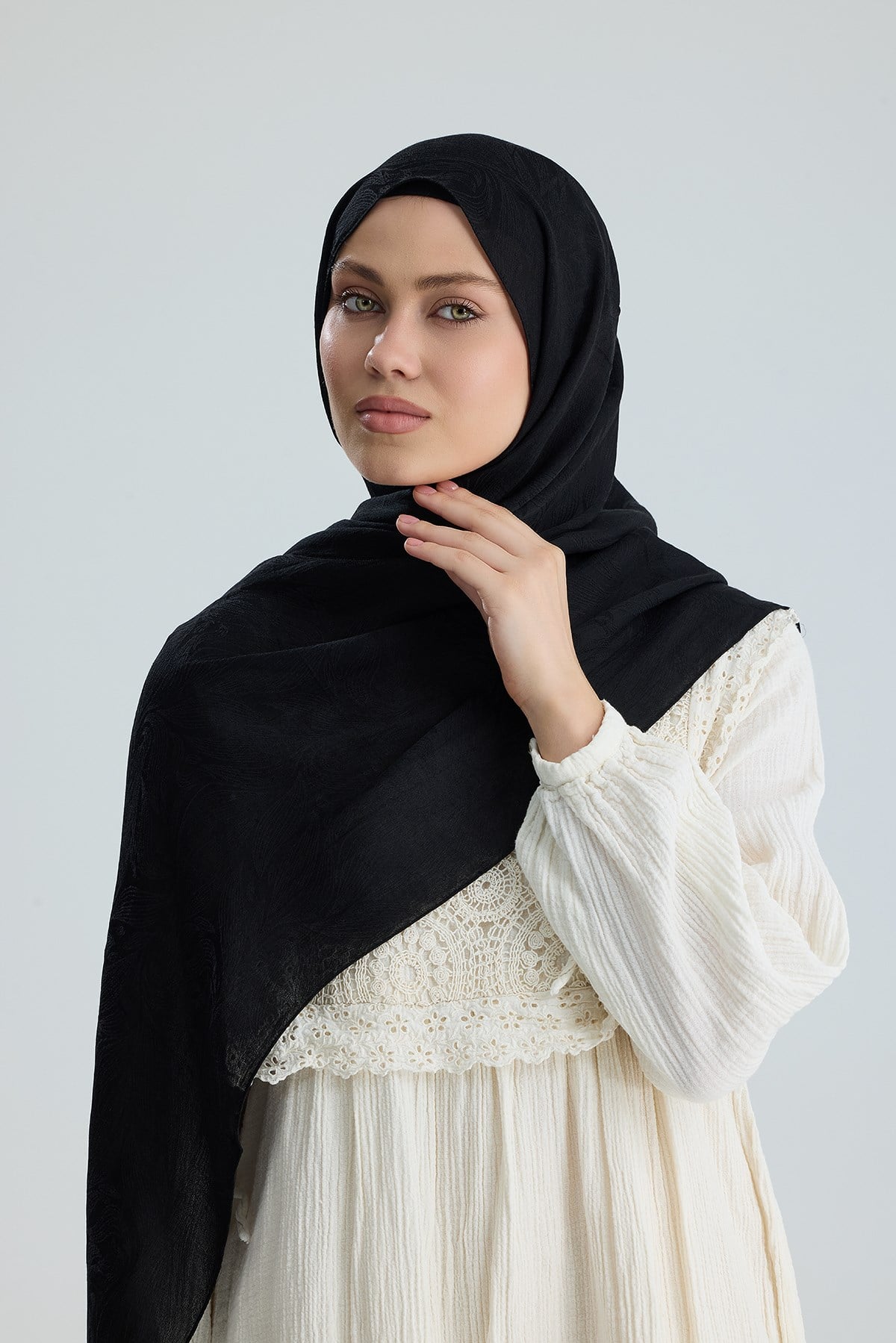 Lace of Leaves Collection- Carbon Lace / Floş Pamuk Şal