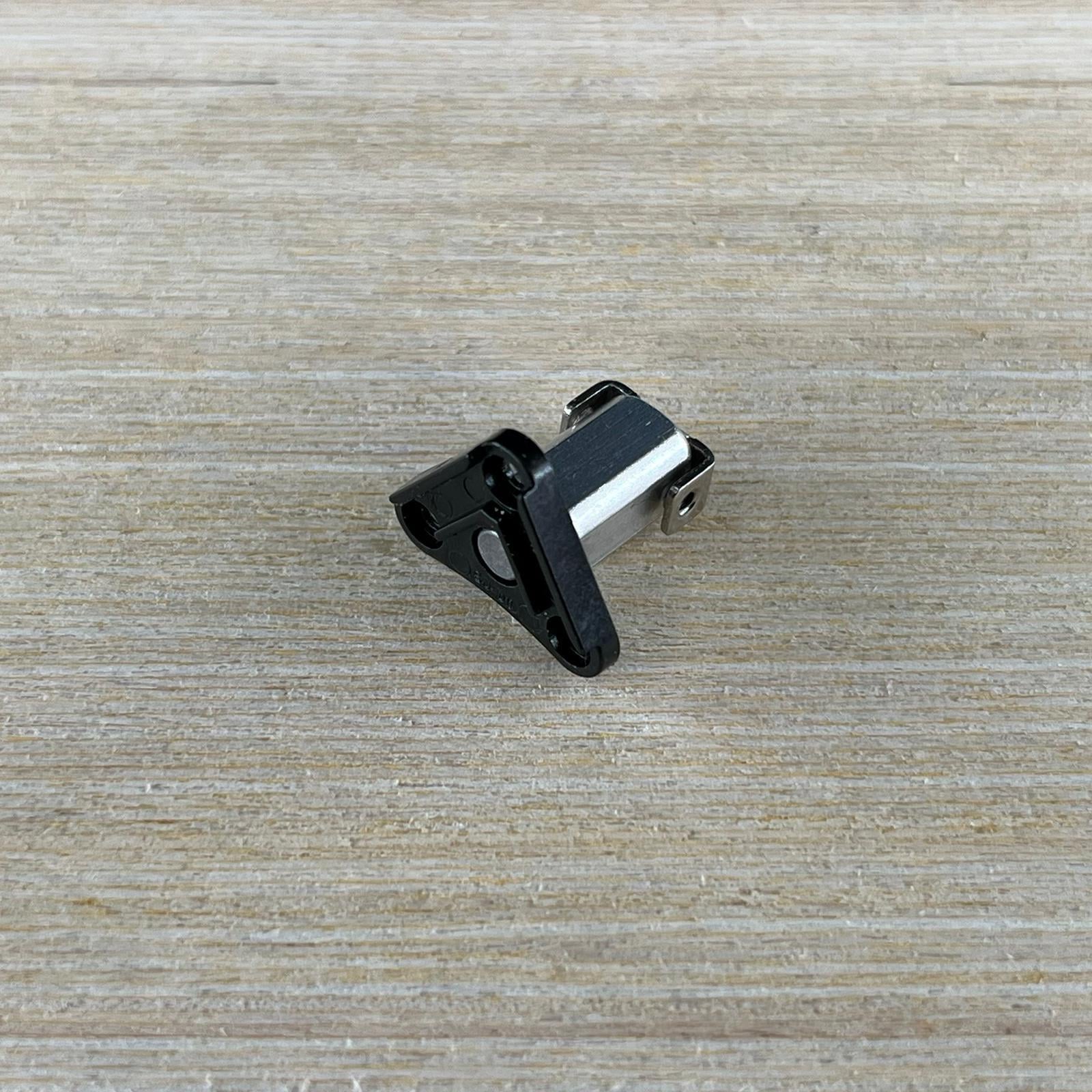 Djı Mini 5 Pro  Ön Menteşe