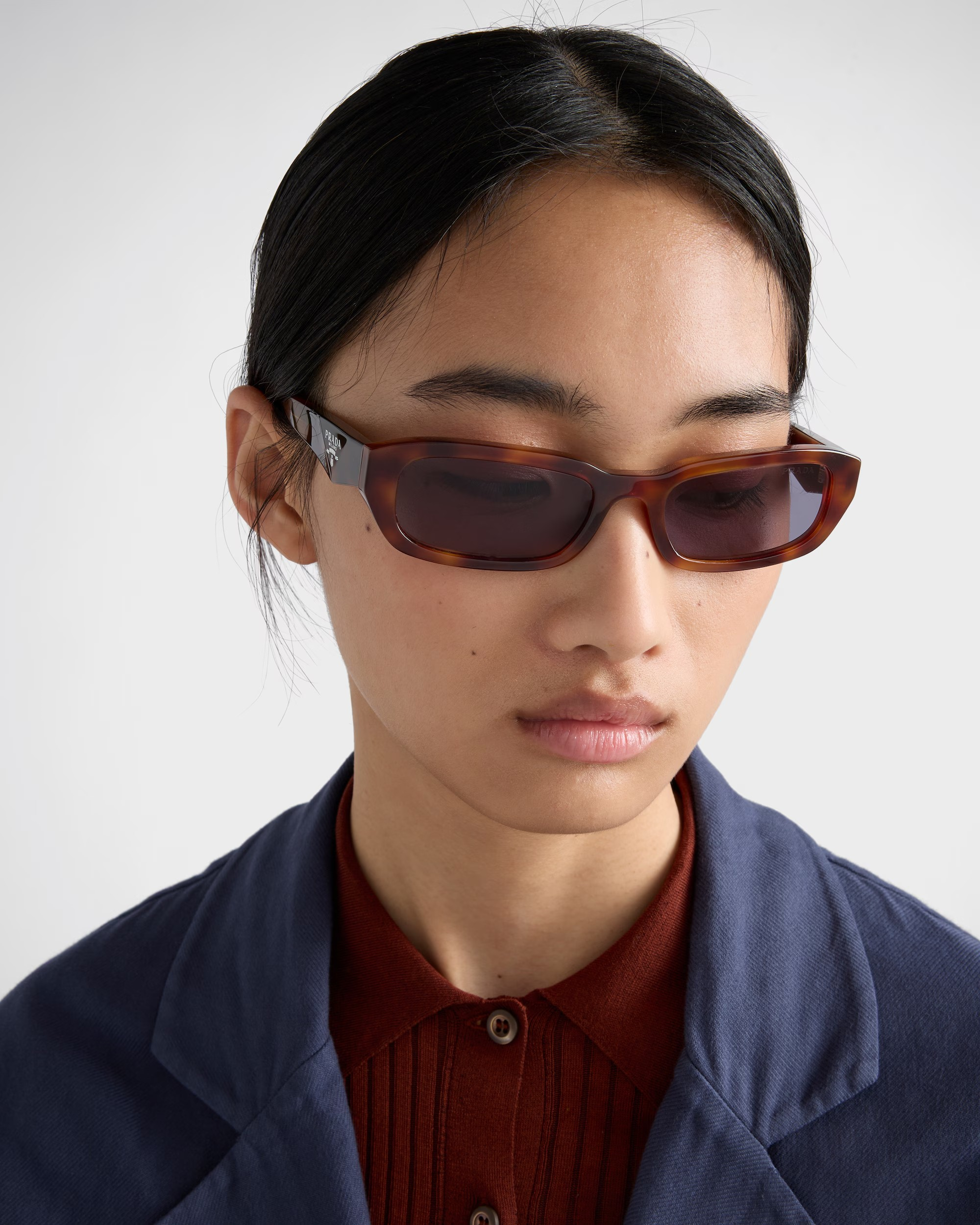 PRADA SPR B06S 15W03N 53