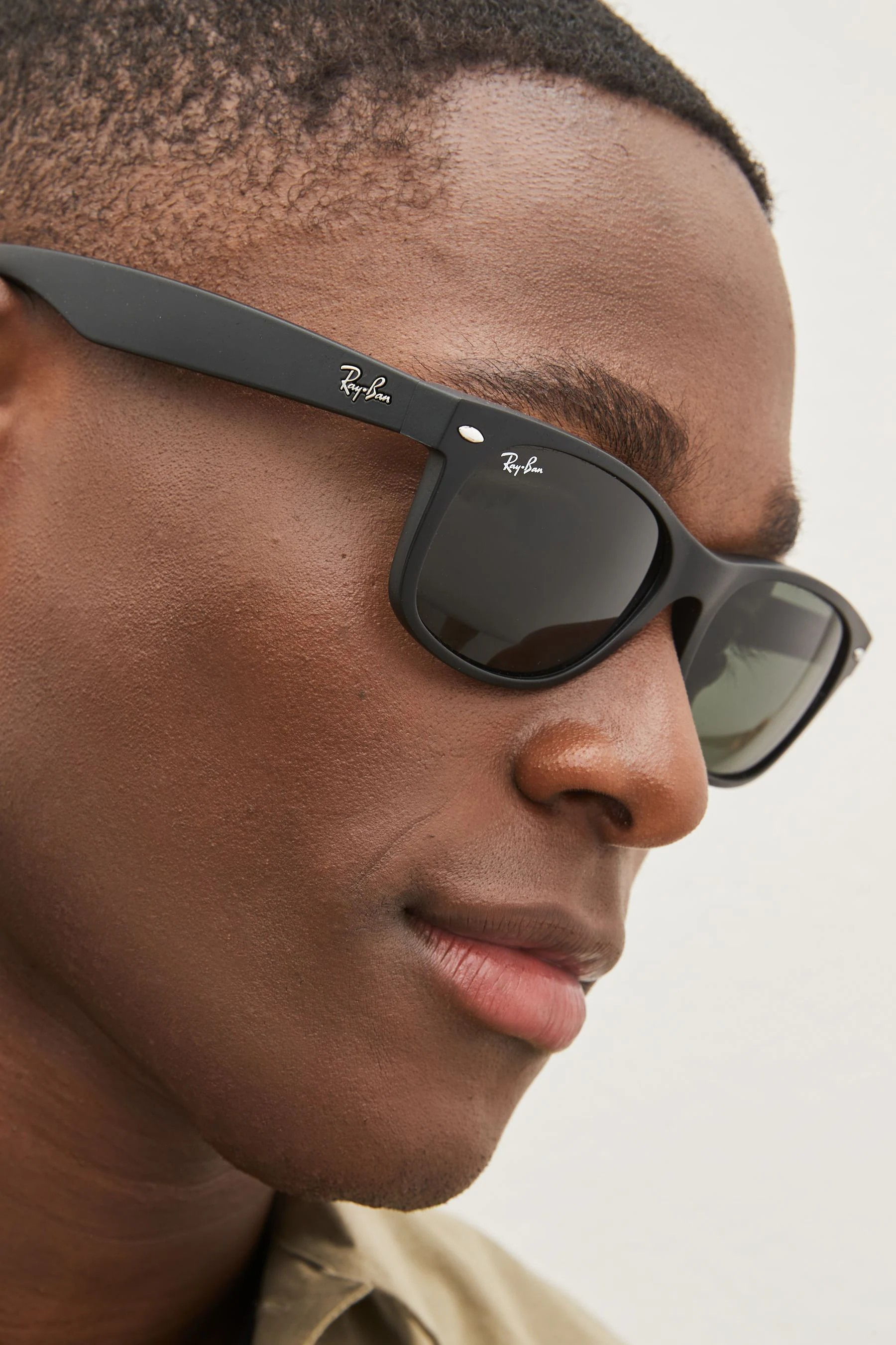 RAYBAN RB 2132 New Wayfarer 901 58
