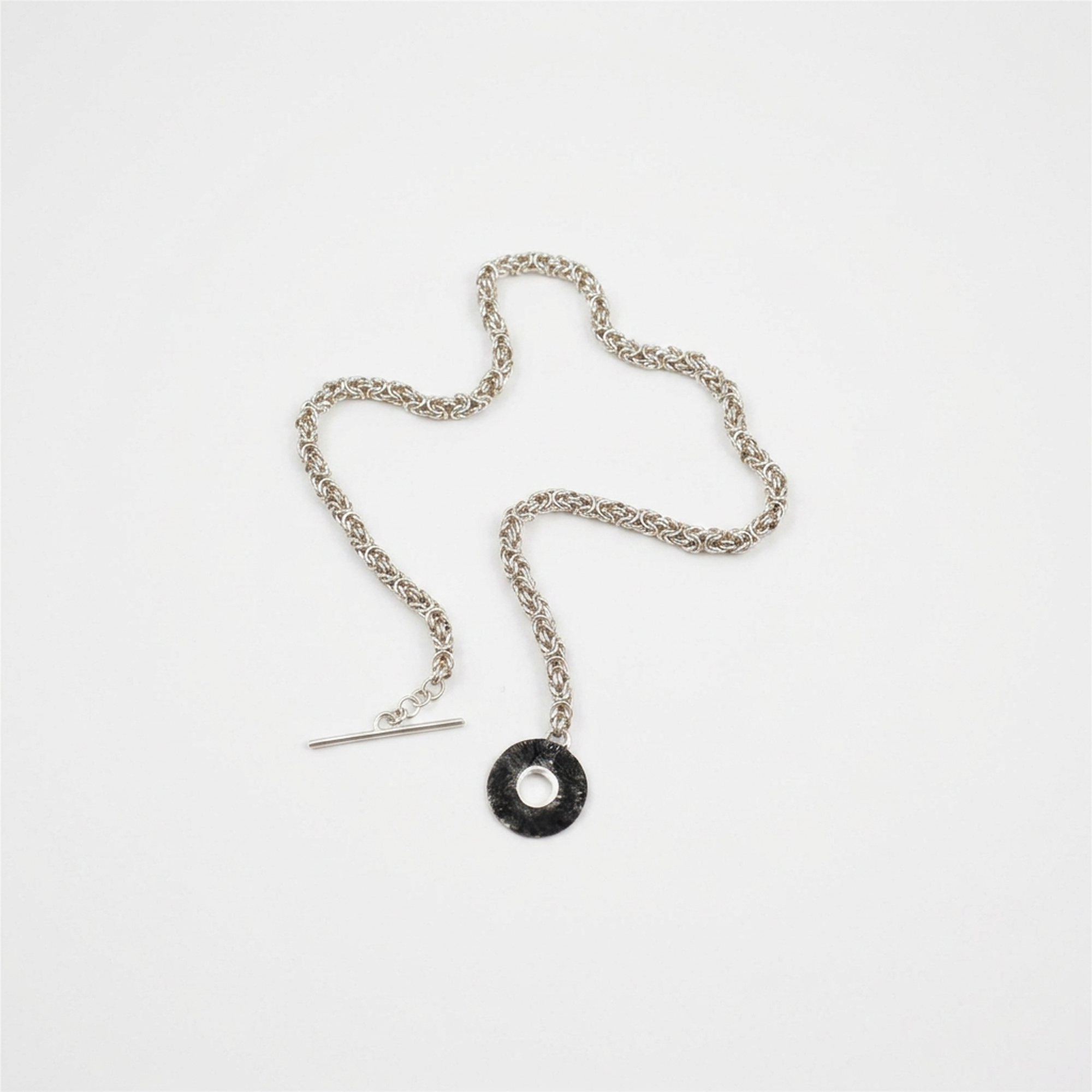 HOLE CHOKER 