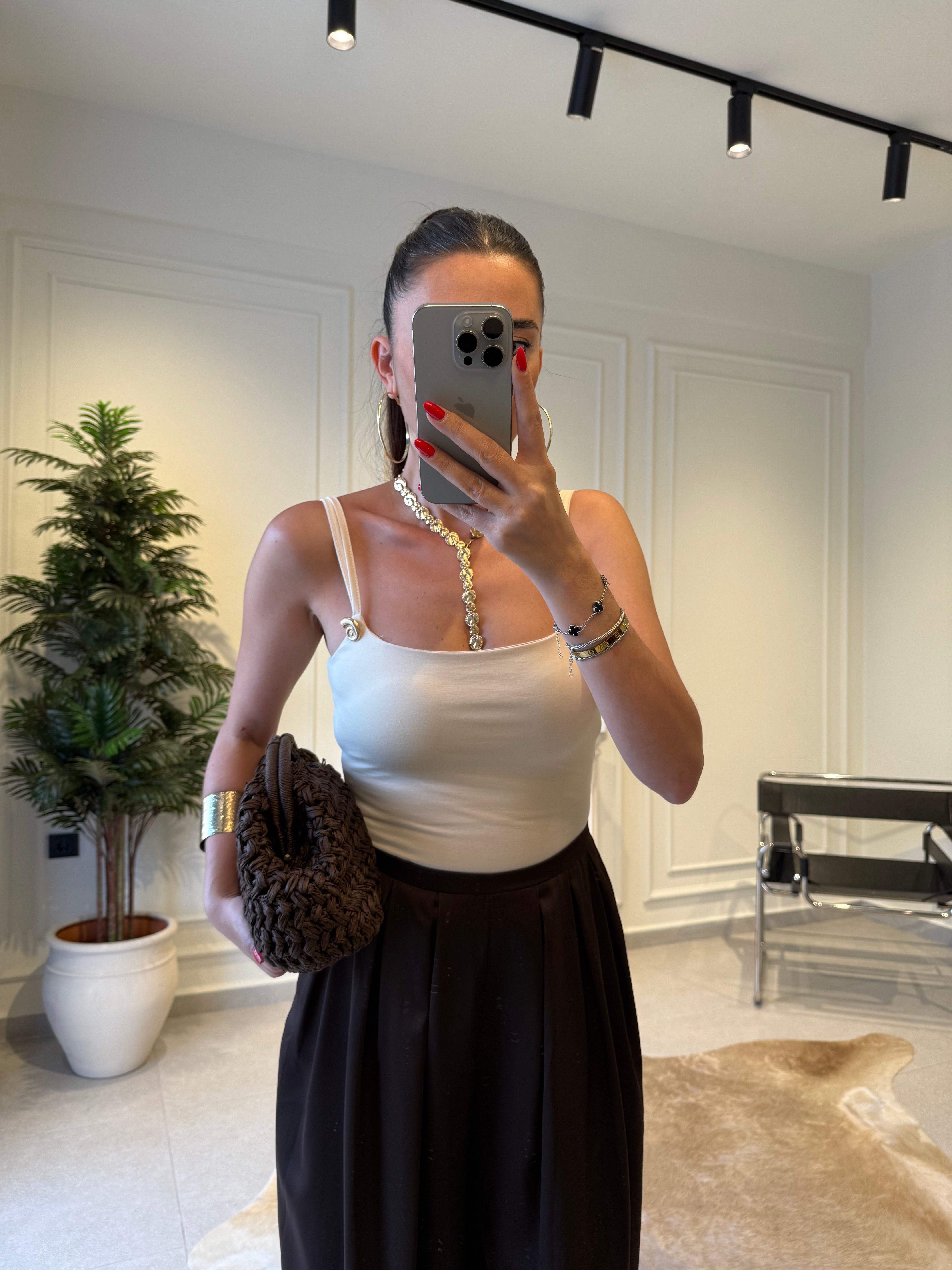 Bej Salyangoz Aksesuarlı Bodysuit