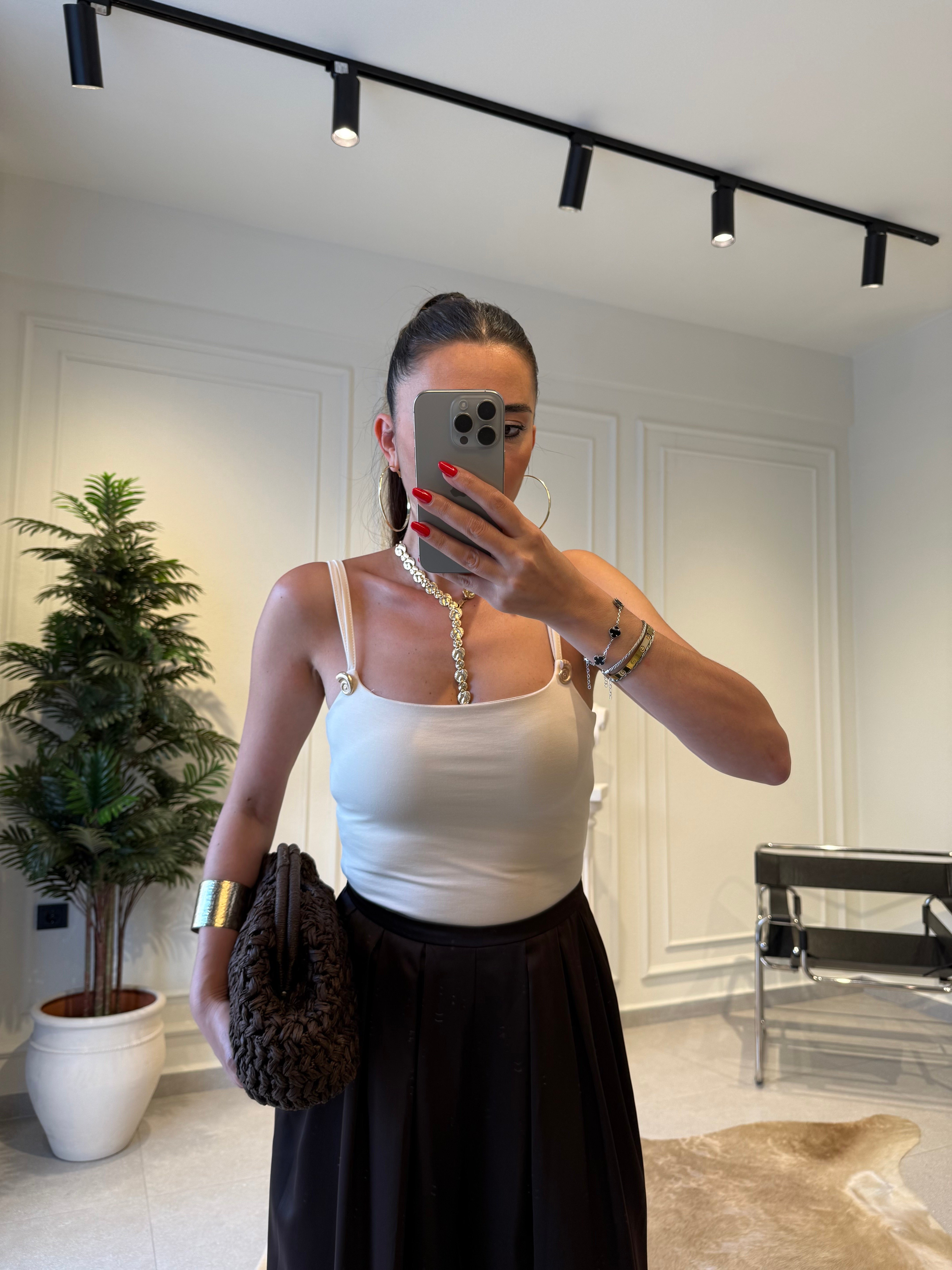 Bej Salyangoz Aksesuarlı Bodysuit