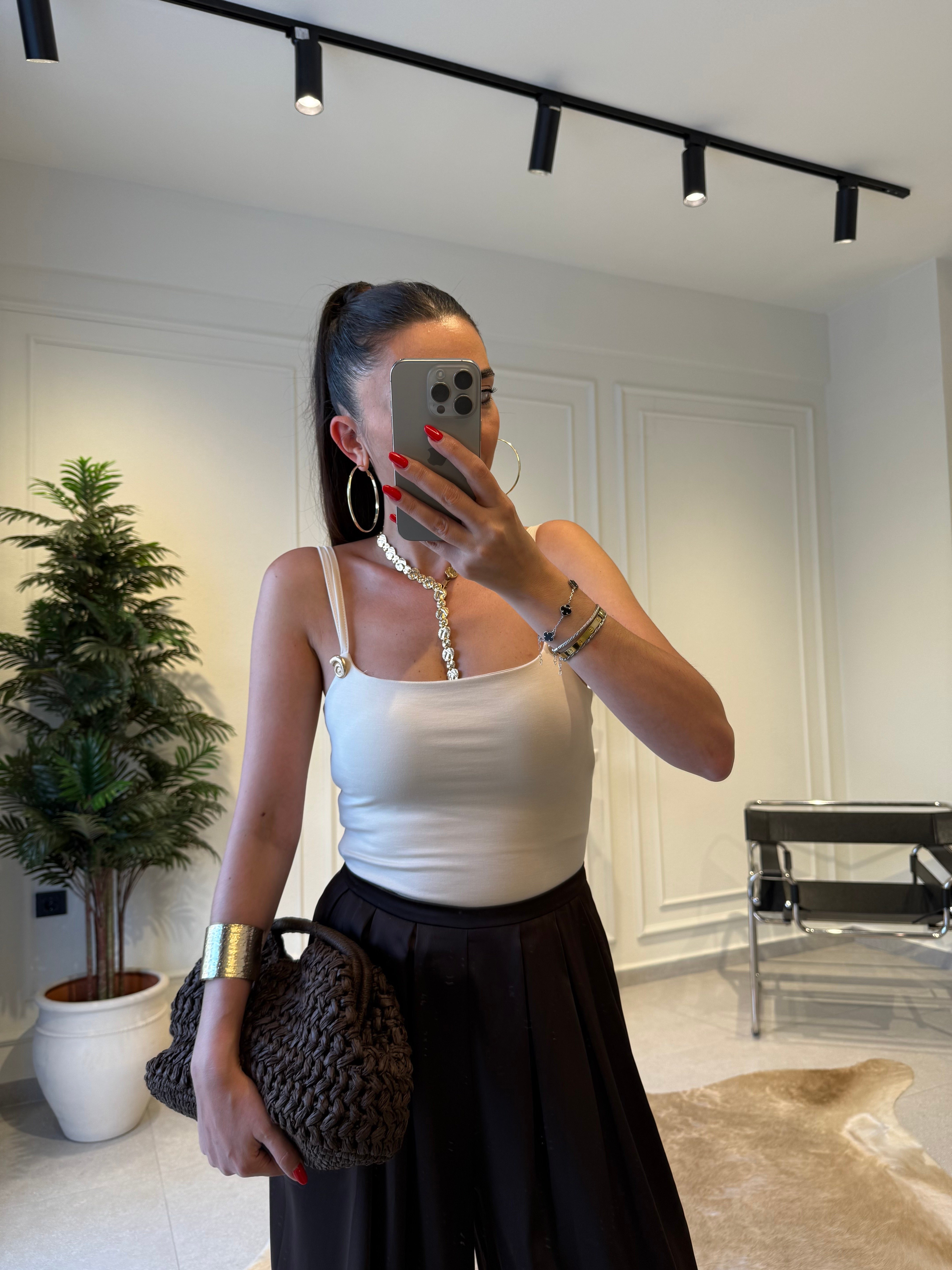 Bej Salyangoz Aksesuarlı Bodysuit