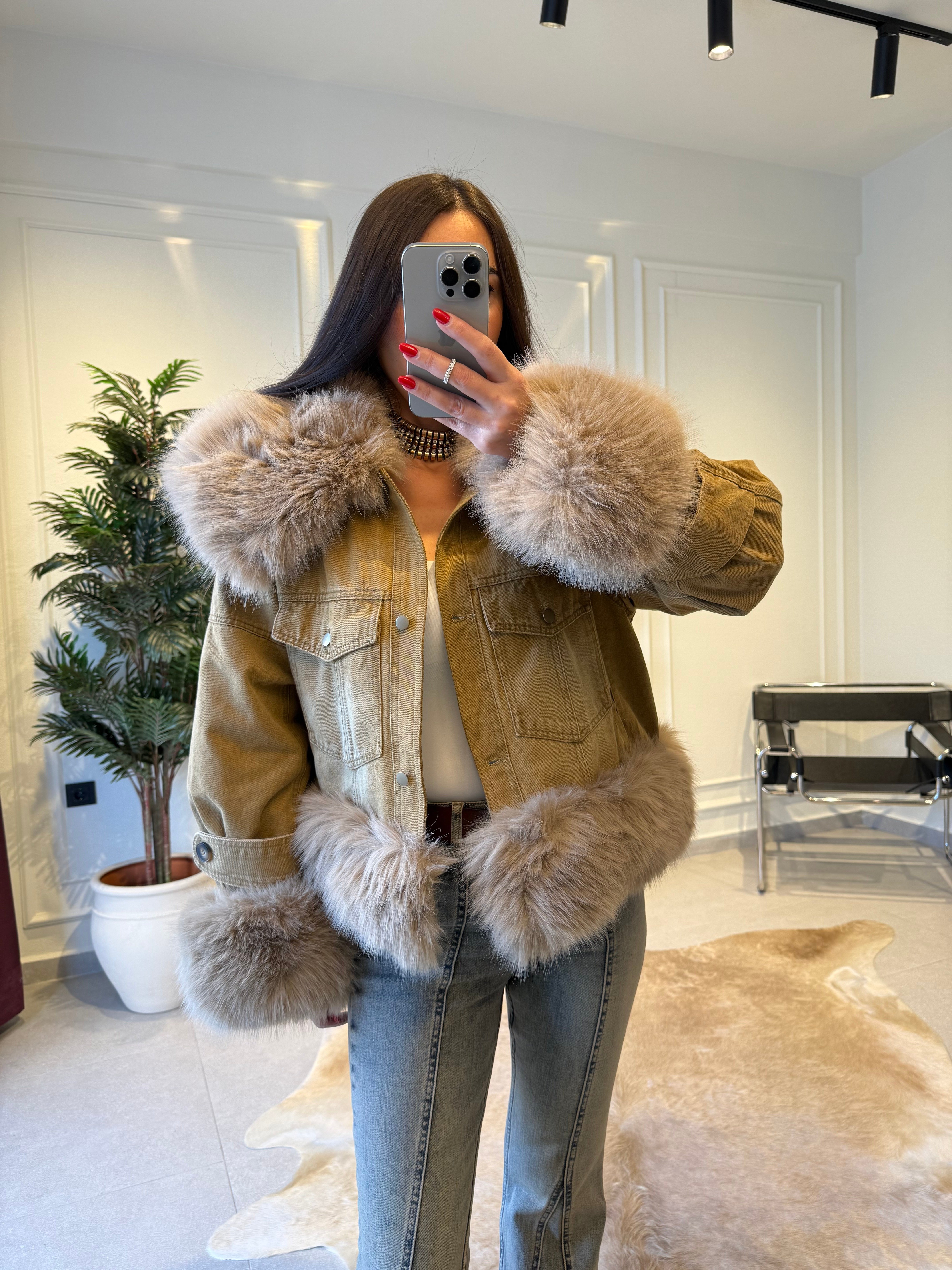 Camel İthal Kürk Detaylı Denim Ceket