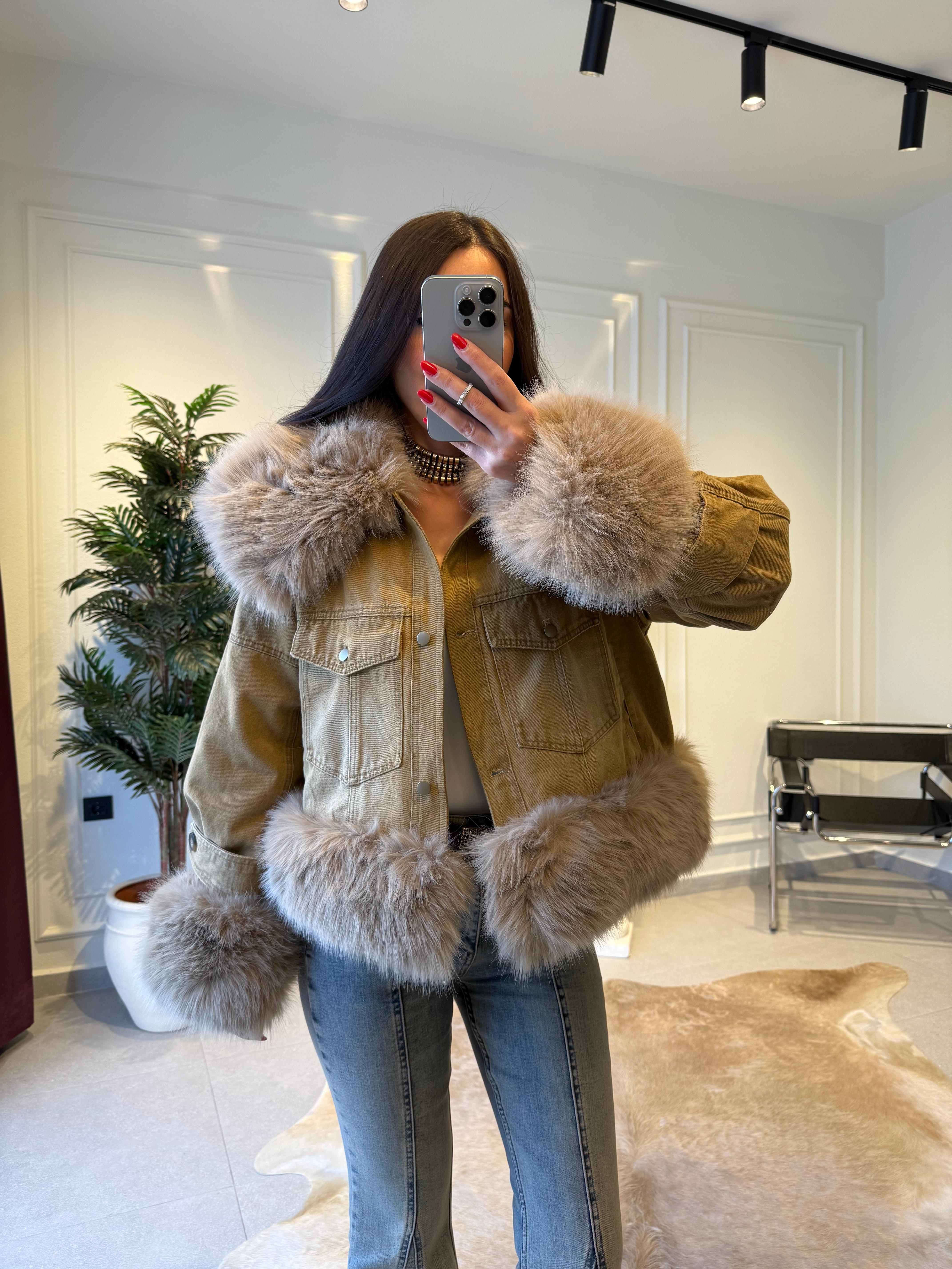 Camel İthal Kürk Detaylı Denim Ceket
