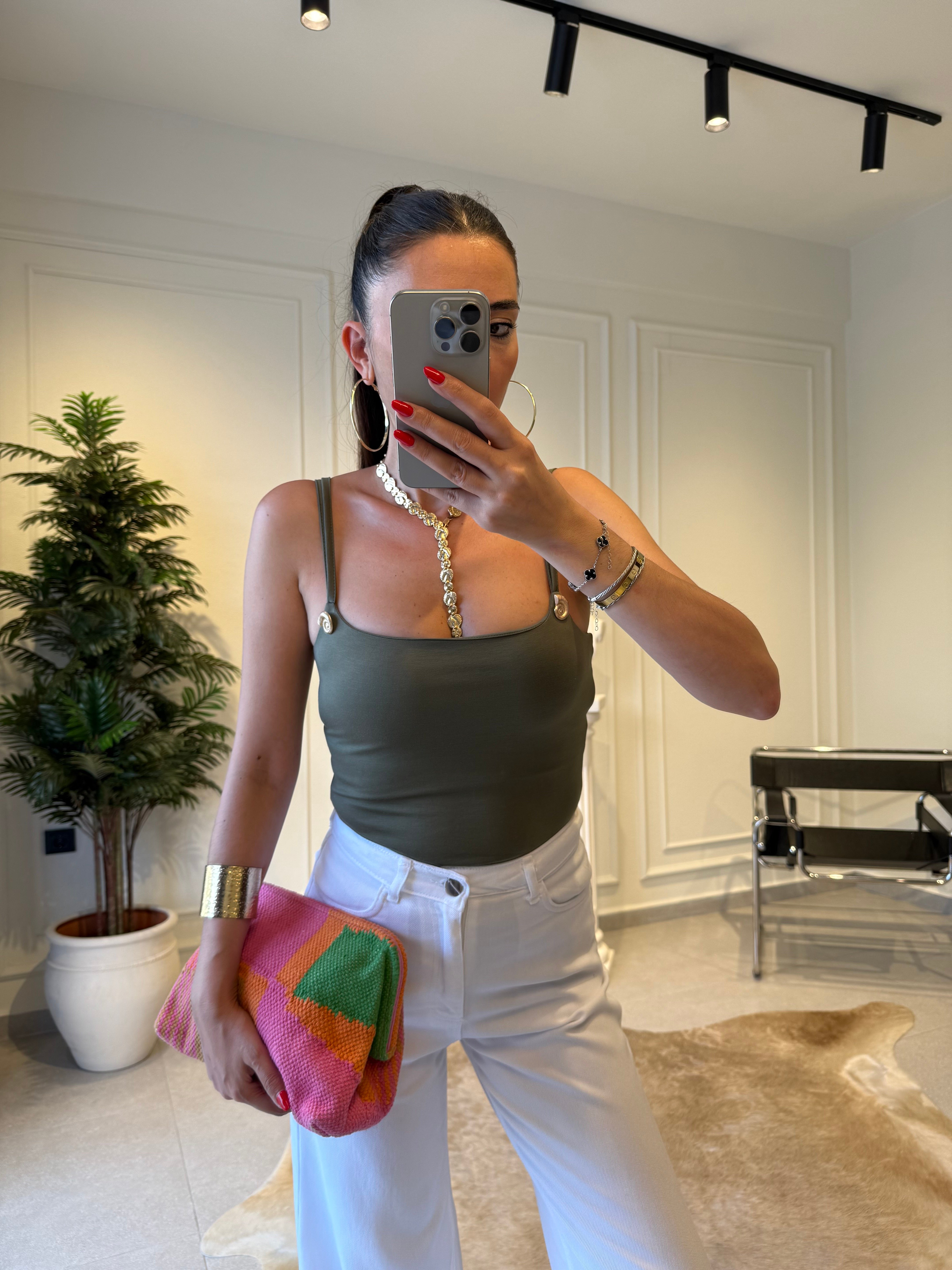 Haki Salyangoz Aksesuarlı Bodysuit
