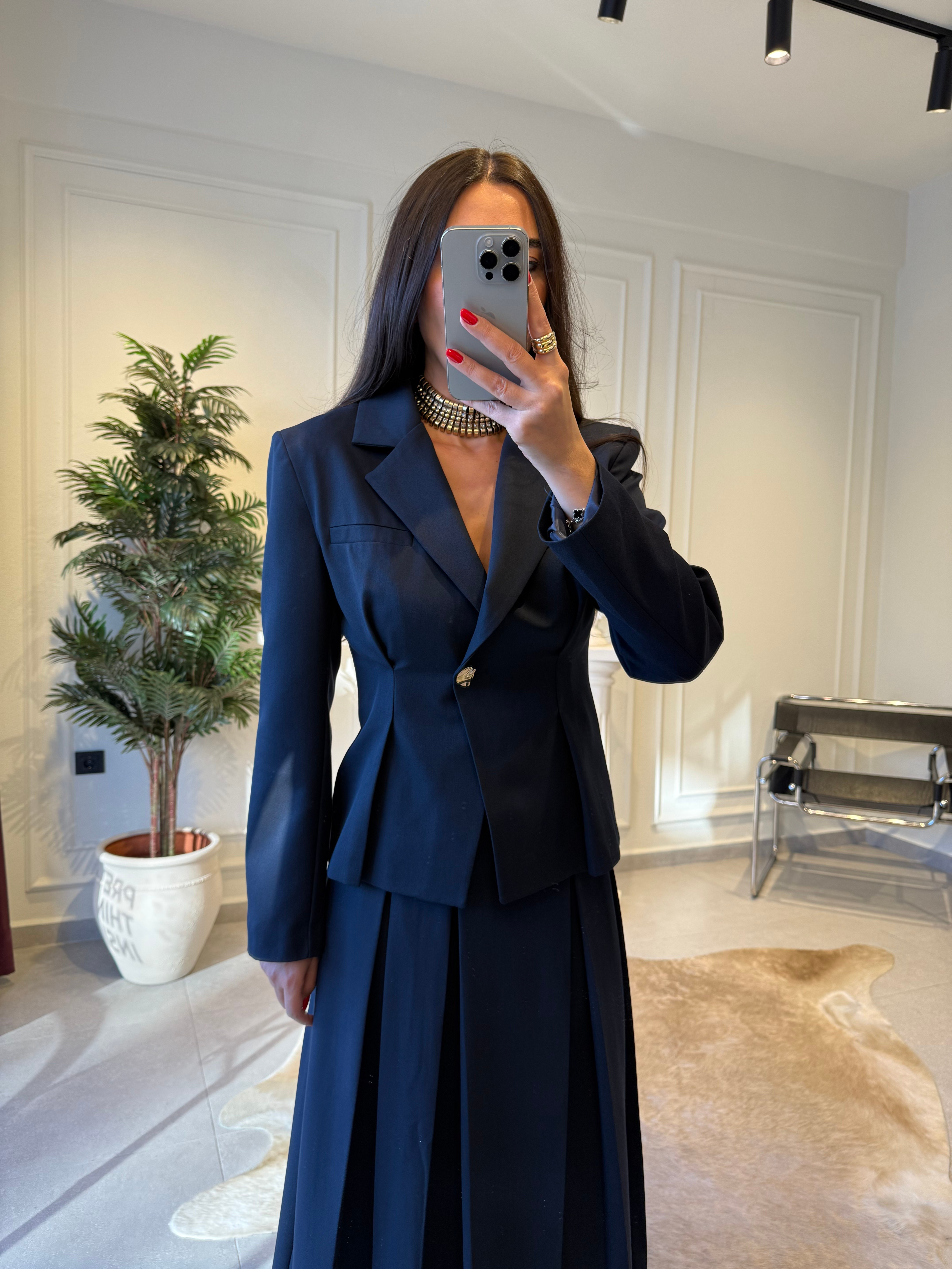 Lacivert Belden Oturtmalı Fit Ceket 