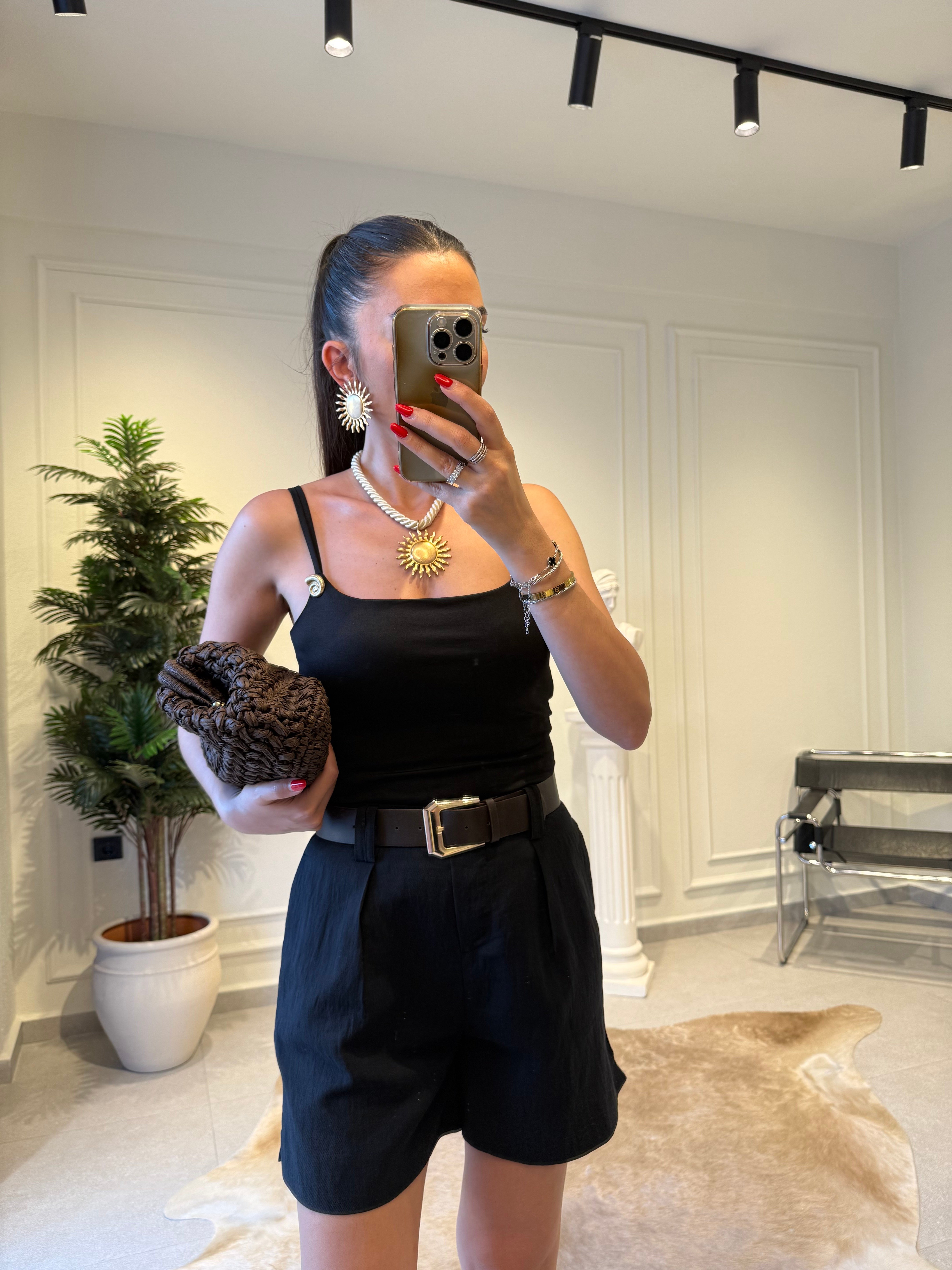 Salyangoz Aksesuarlı Siyah Bodysuit