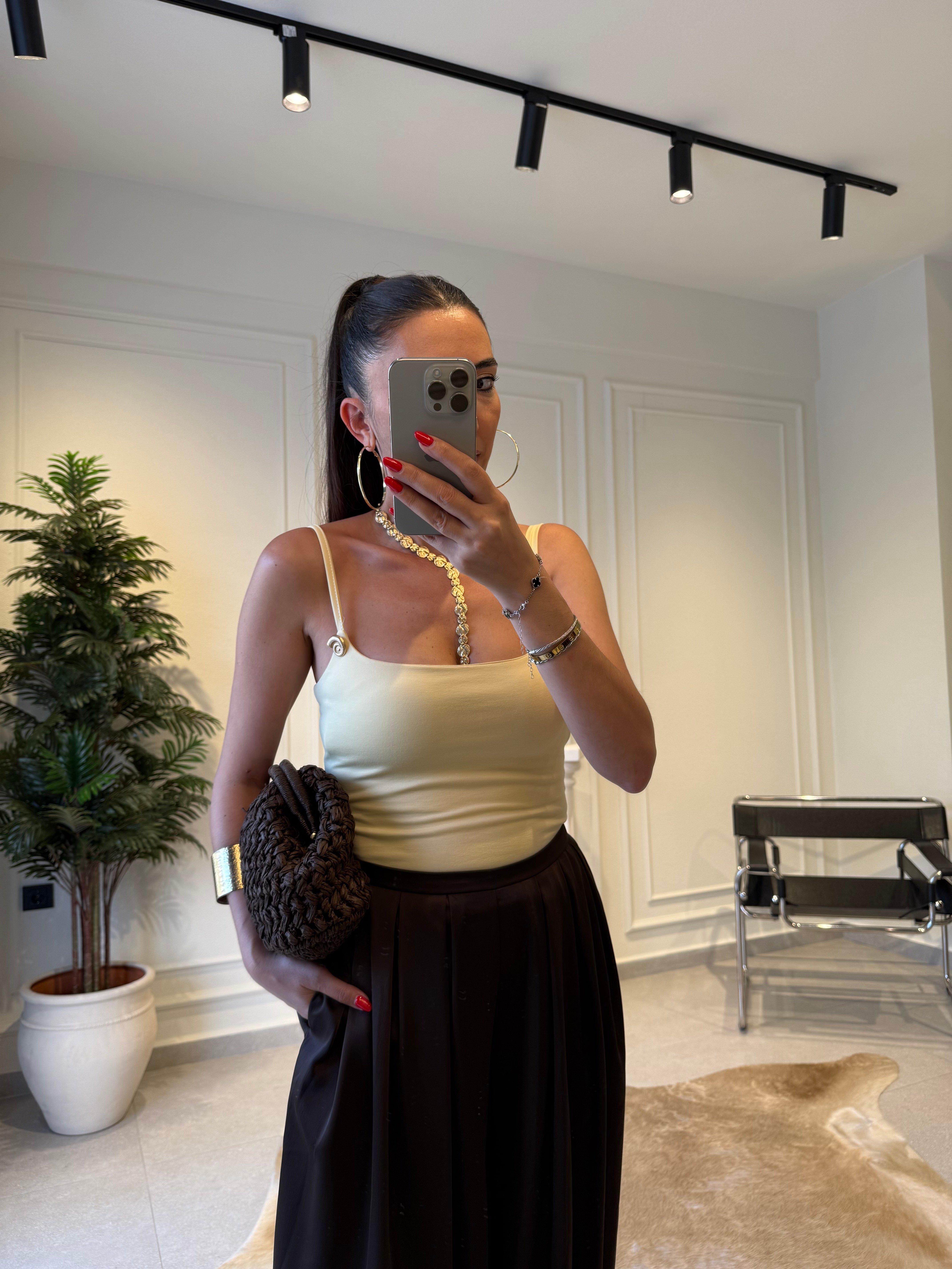 Sarı Salyangoz Aksesuarlı Bodysuit