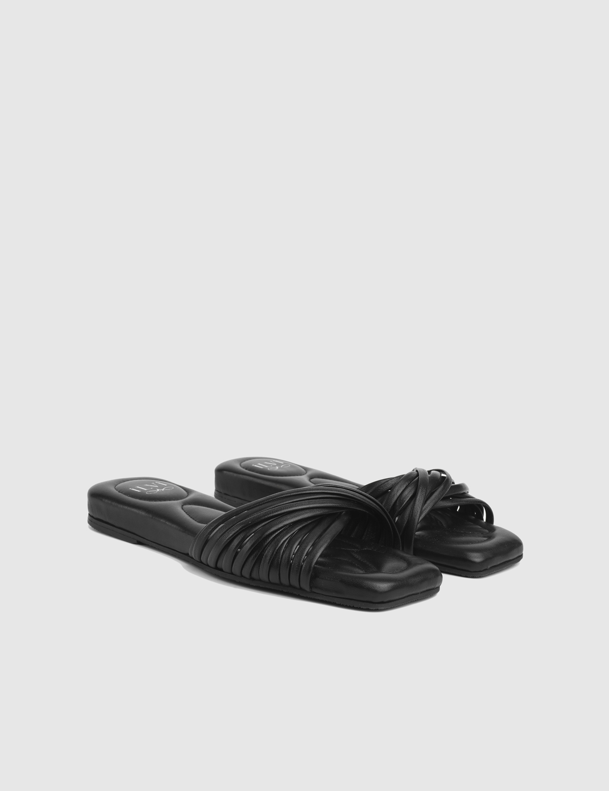 Alder Black Leather Women's Slide