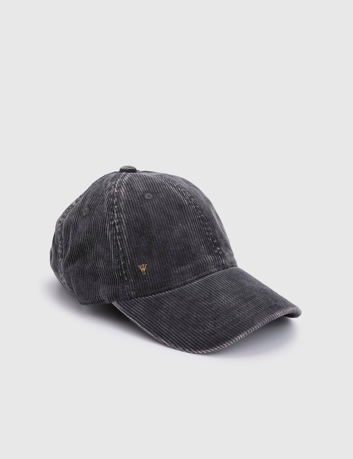 Blen Grey Unisex Velvet Cap