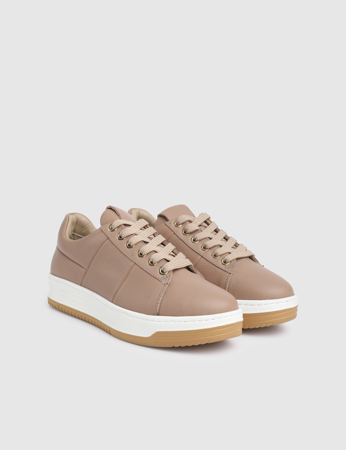 Briar Saddle Brown Leather Women's Sneaker