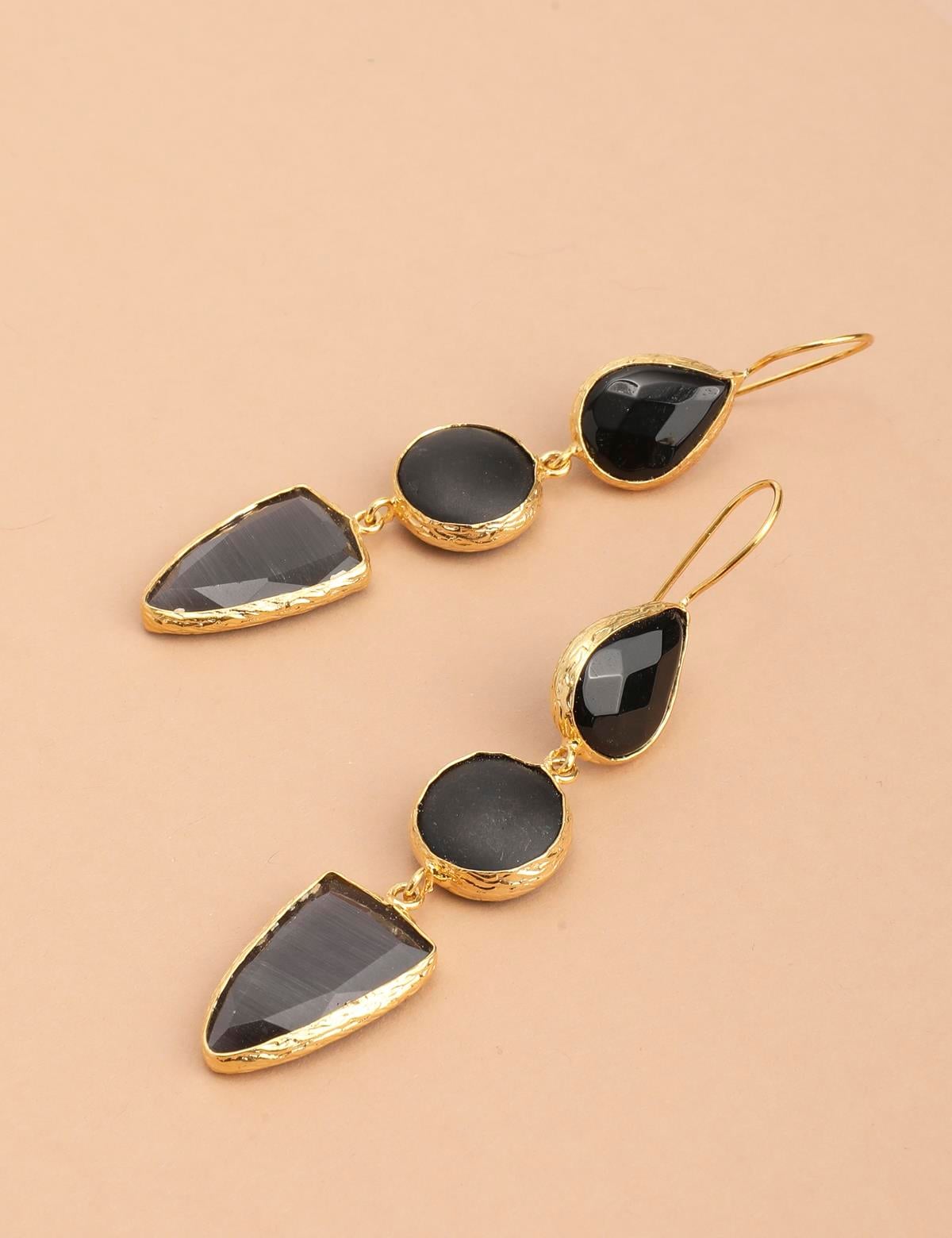 Cirine Gold Women's Earrings with Black Stones