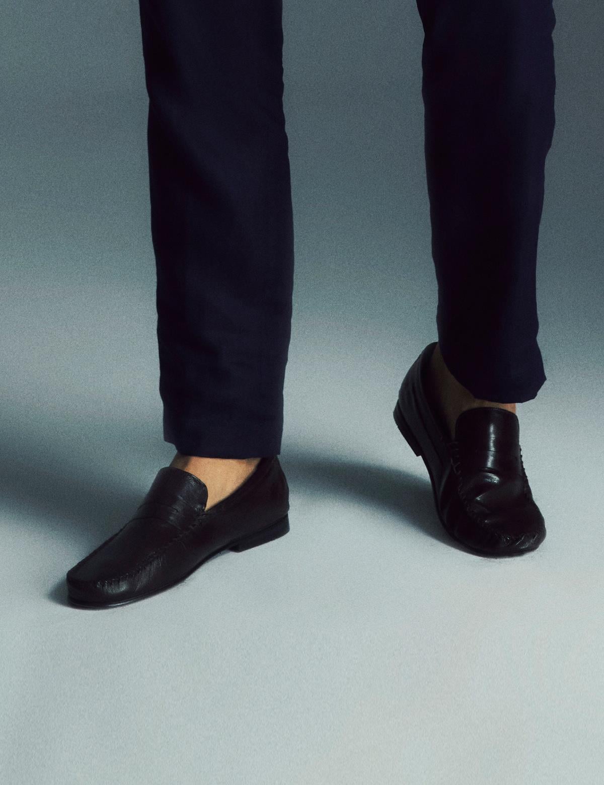 Colne Black Leather Men's Loafer