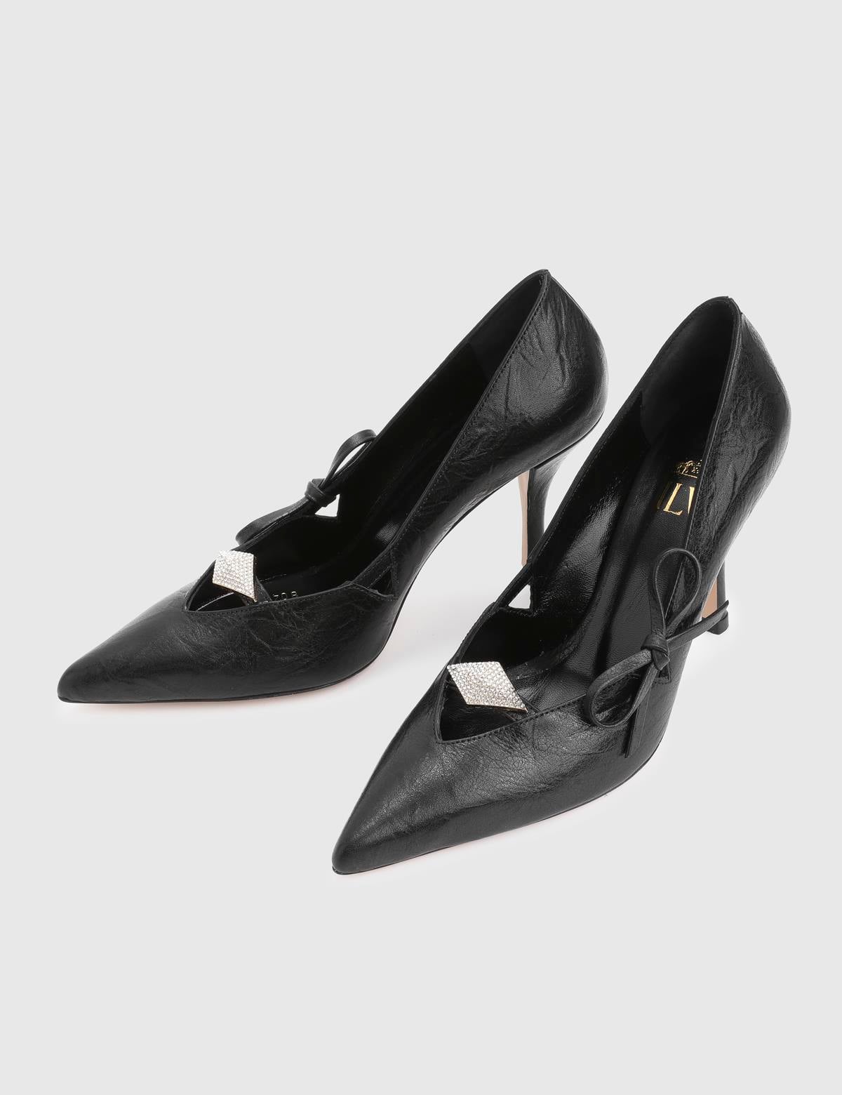Dario Black Leather Women's Pump