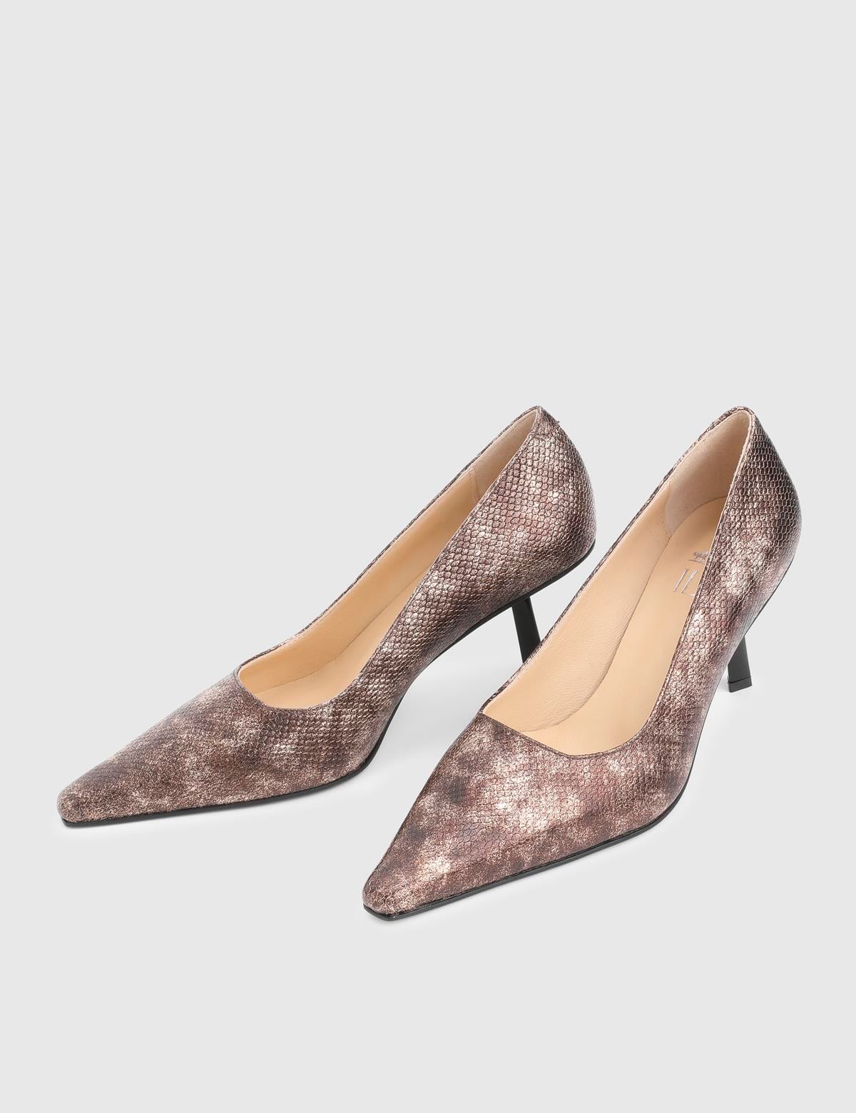 Diami Gold Leather Women's Pump