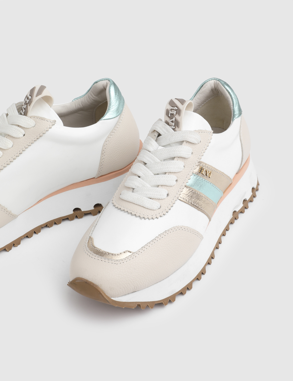 Drift Beige Leather Women's Sneaker