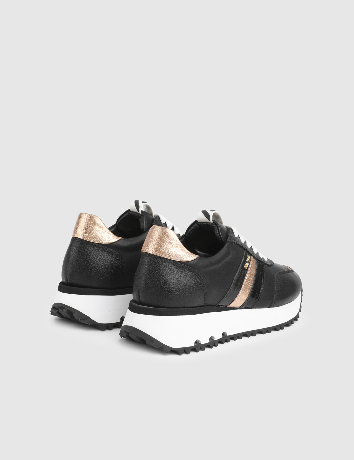 Drift Black Leather Women's Sneaker
