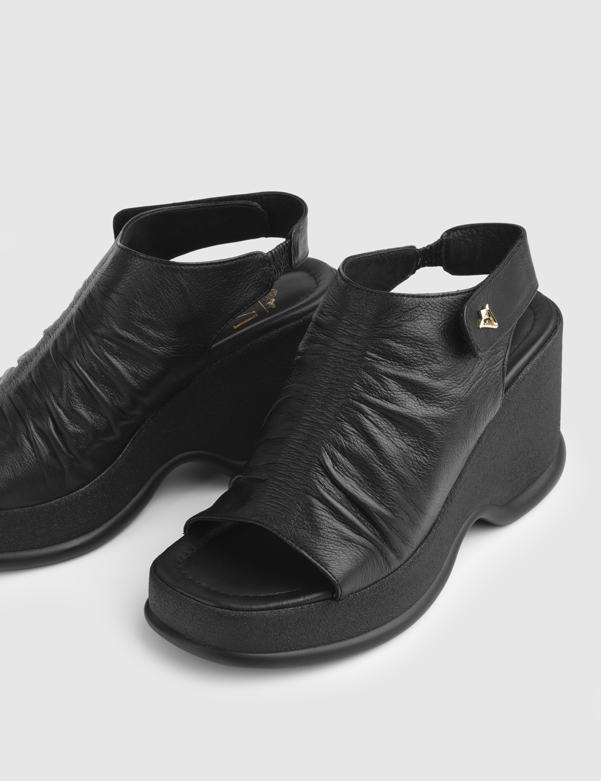 Drina Black Leather Women's Heeled Sandal