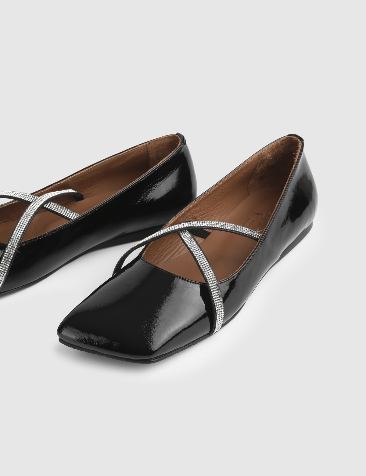 Elenya Black Patent Leather Women's Ballerina