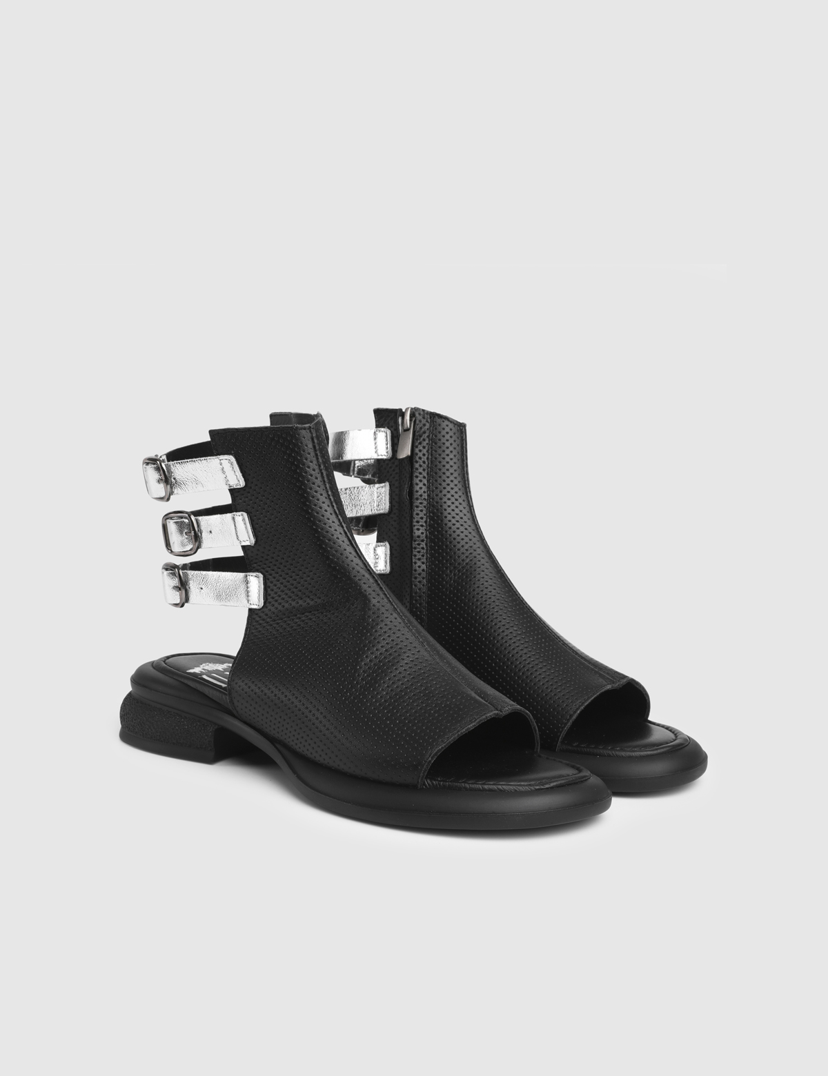 Elvra Black Leather Women's Sandal