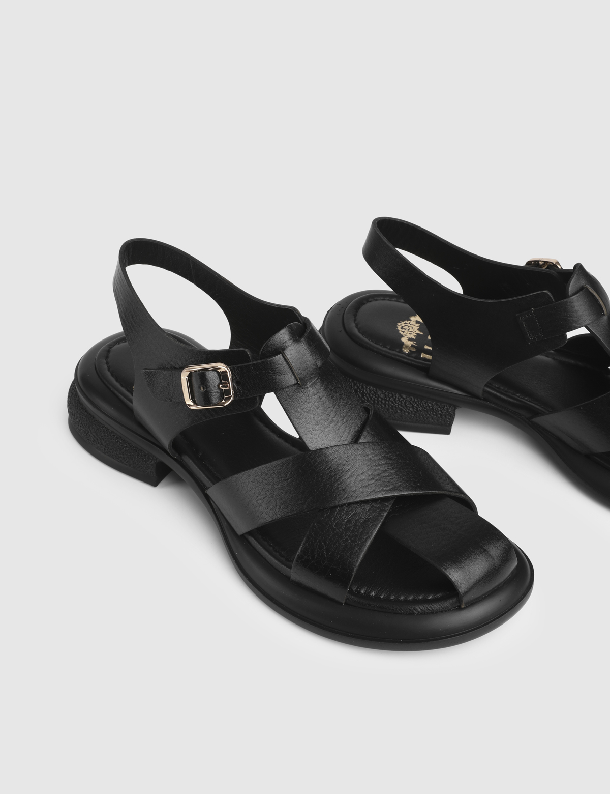 Erelia Black Leather Women's Sandal