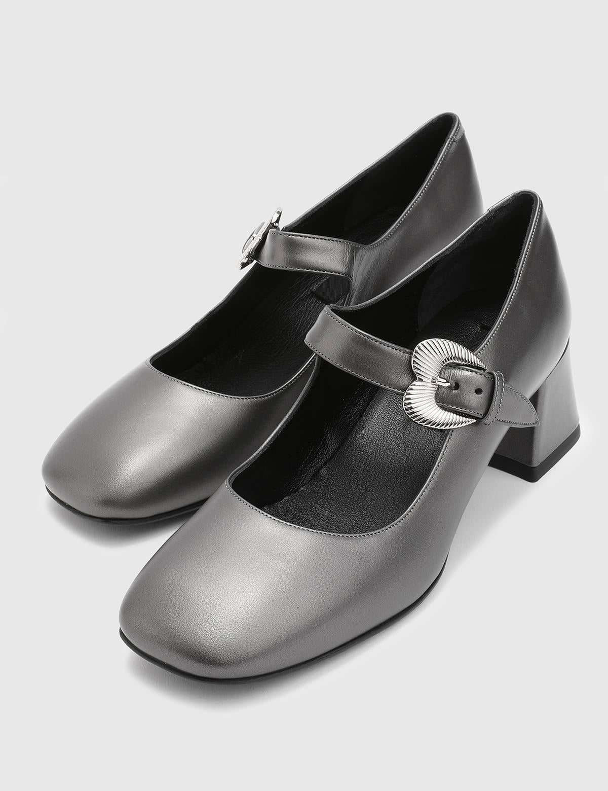 Geurt Silver Patent Leather Women's Pump