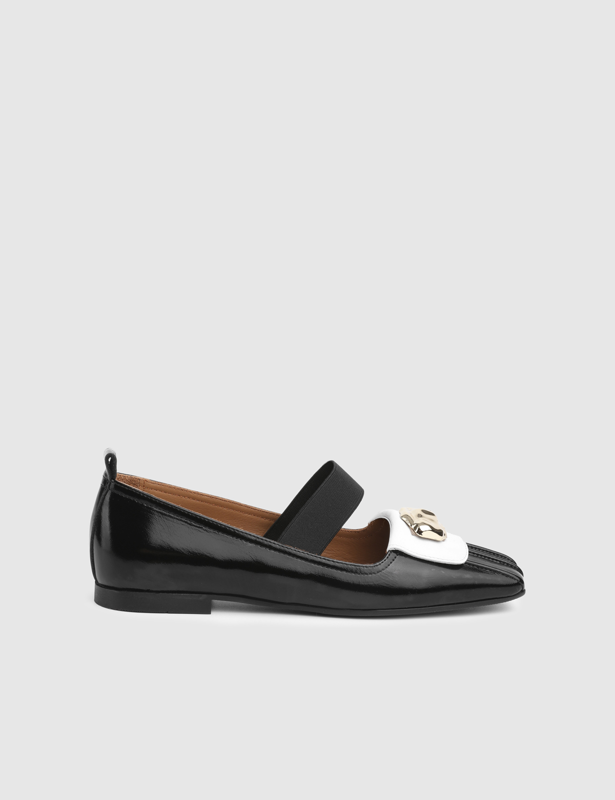 Hessa Black Patent Leather Women's Ballerina