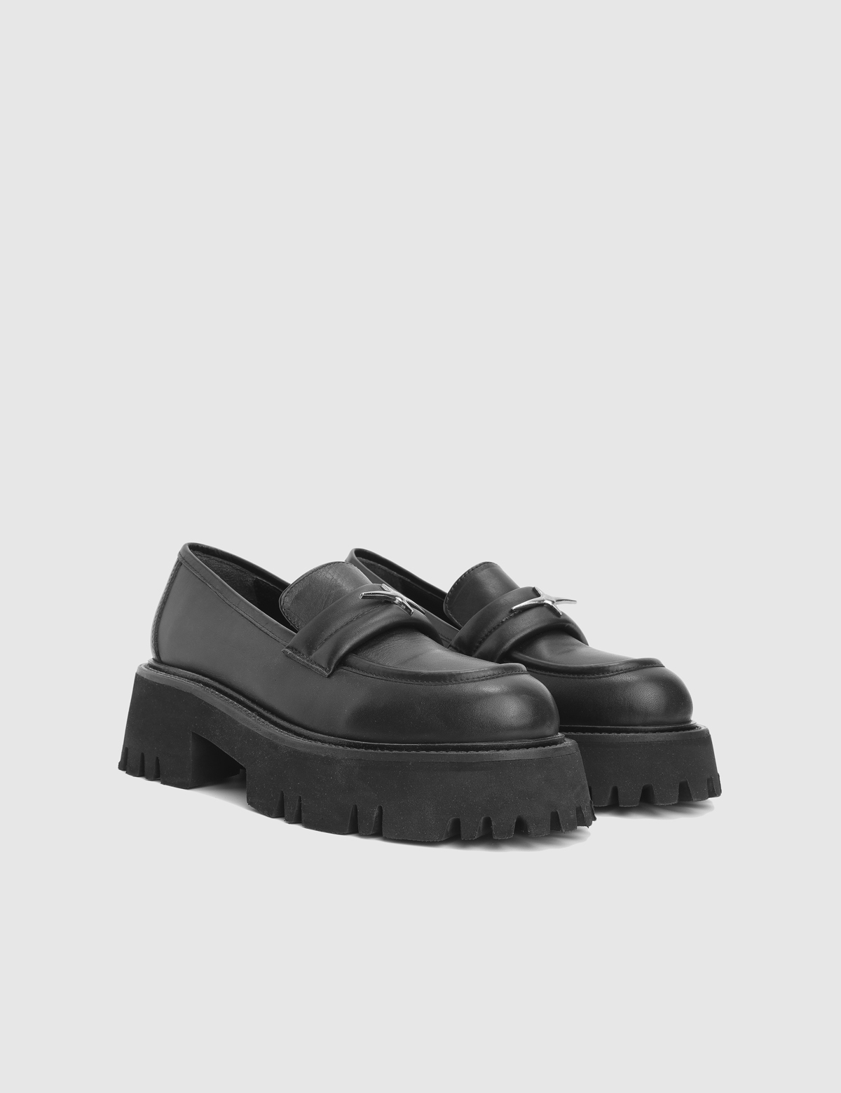 Inora Black Leather Women's Loafer